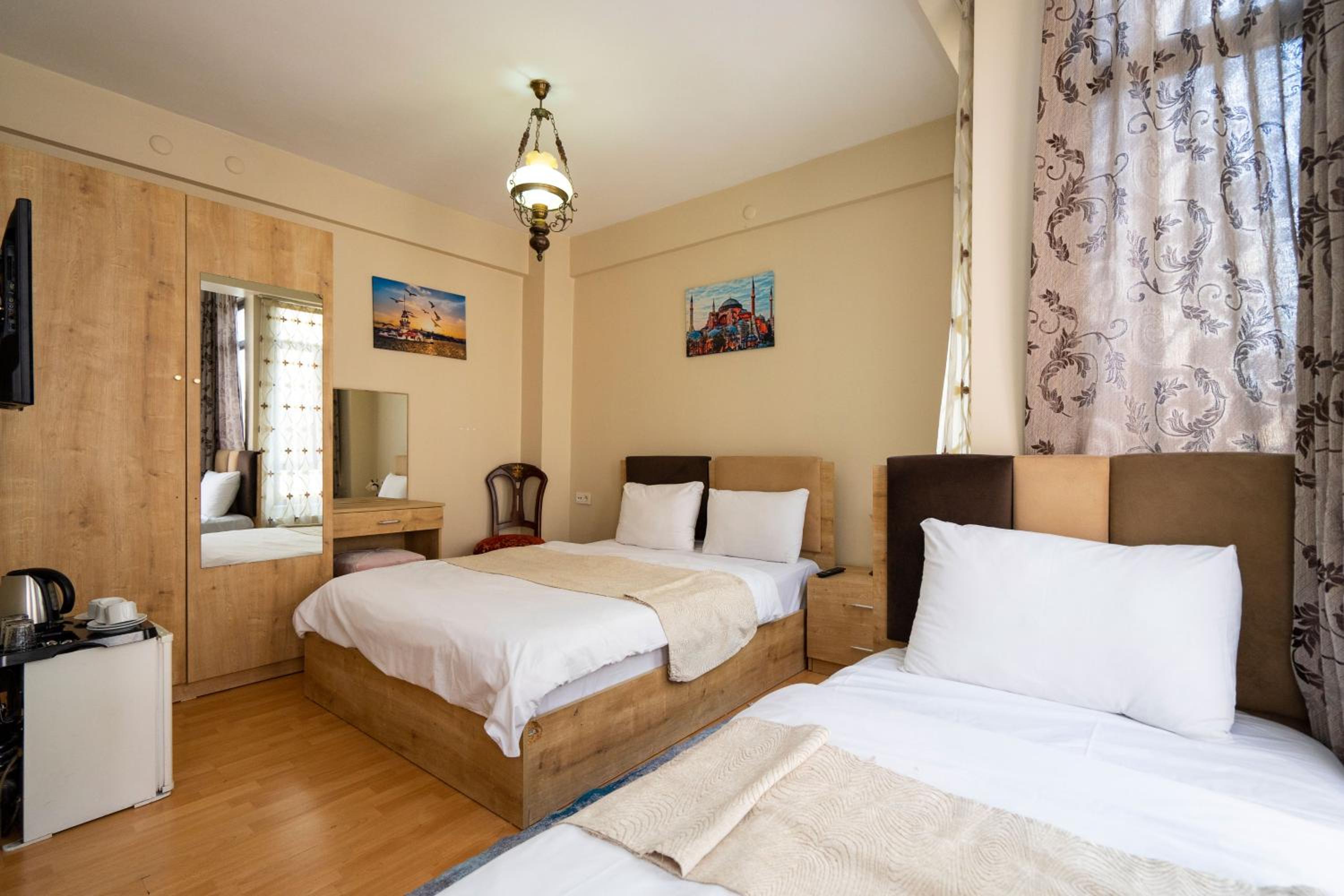 Deluxe Triple Room photo 1