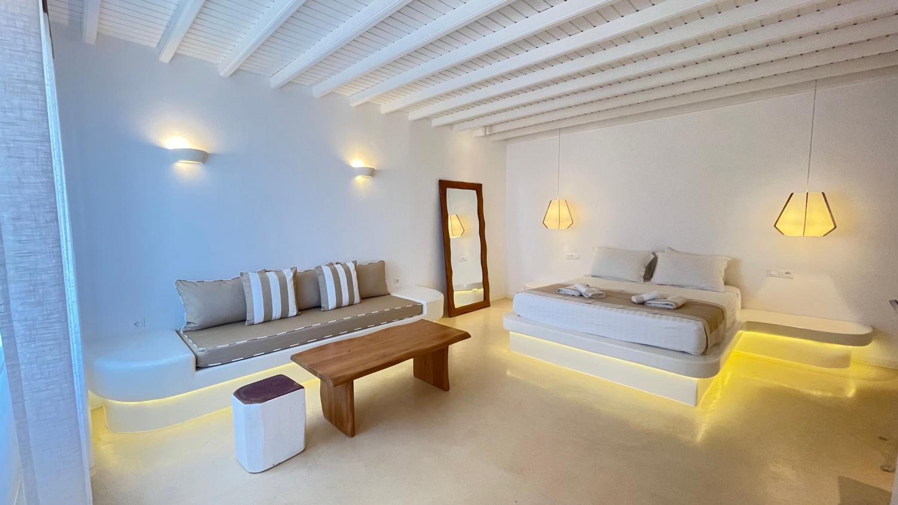 Junior Suite with Sea View - Photo 7