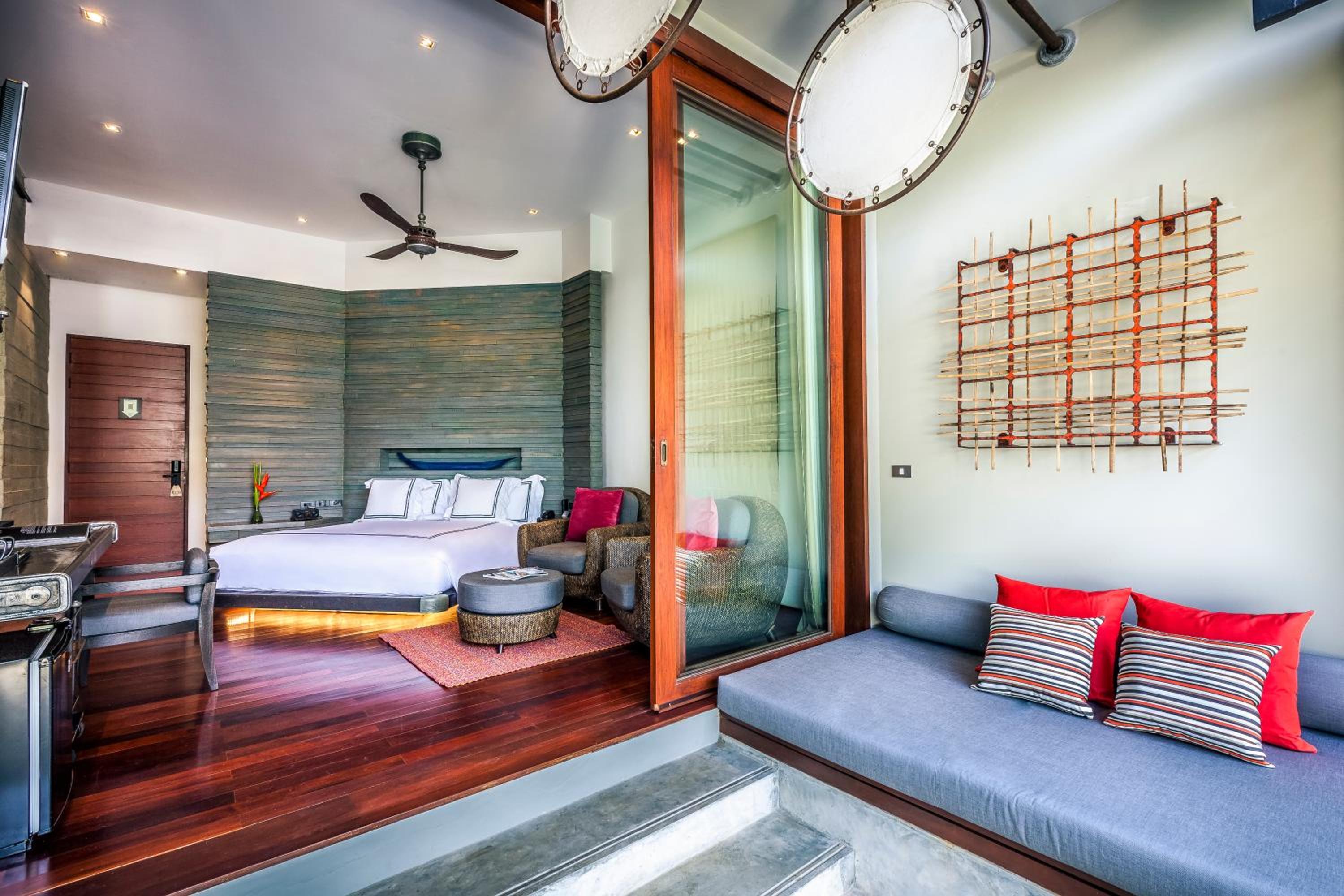 Private Pool Suite - Photo 3