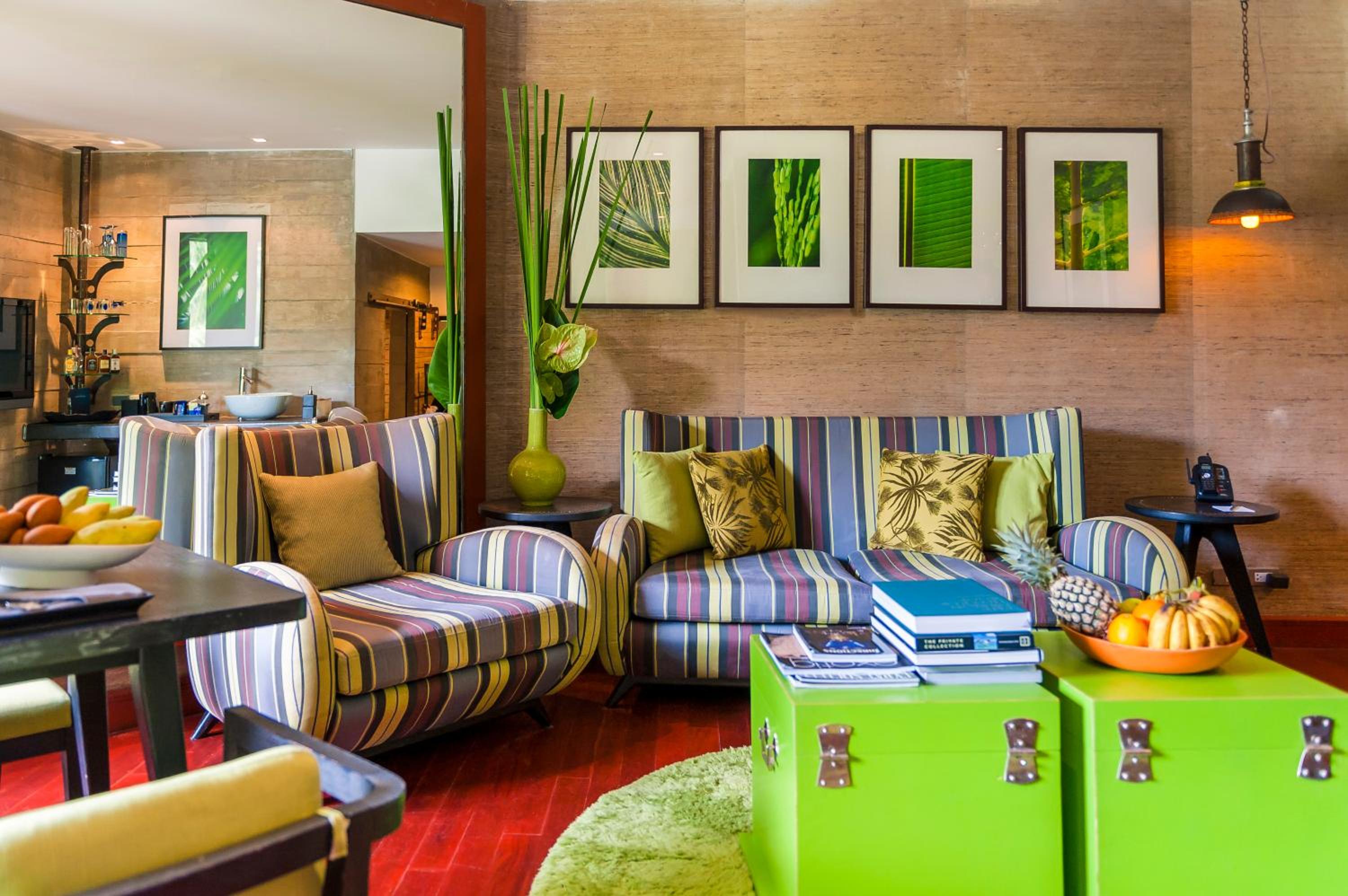 One Bedroom Pearl Shell Suite - Photo 3