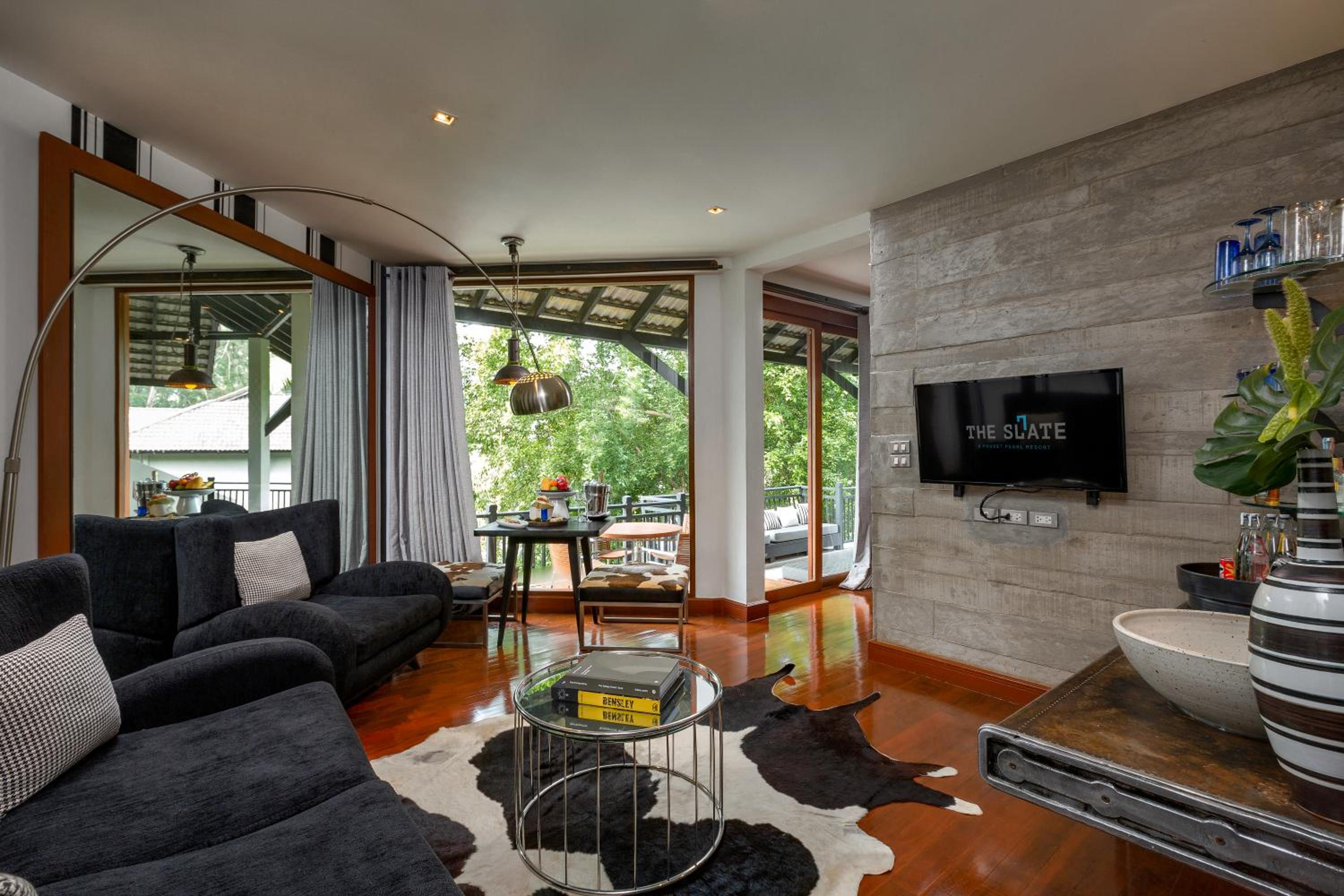 One Bedroom Pearl Shell Suite - Photo 6