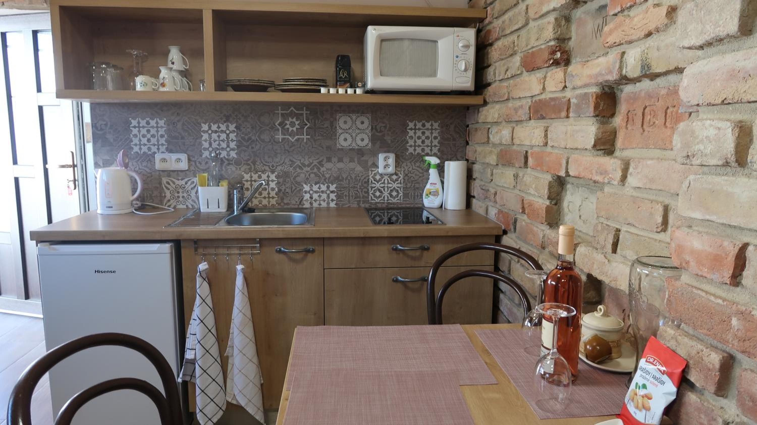 Studio Apartment photo 2