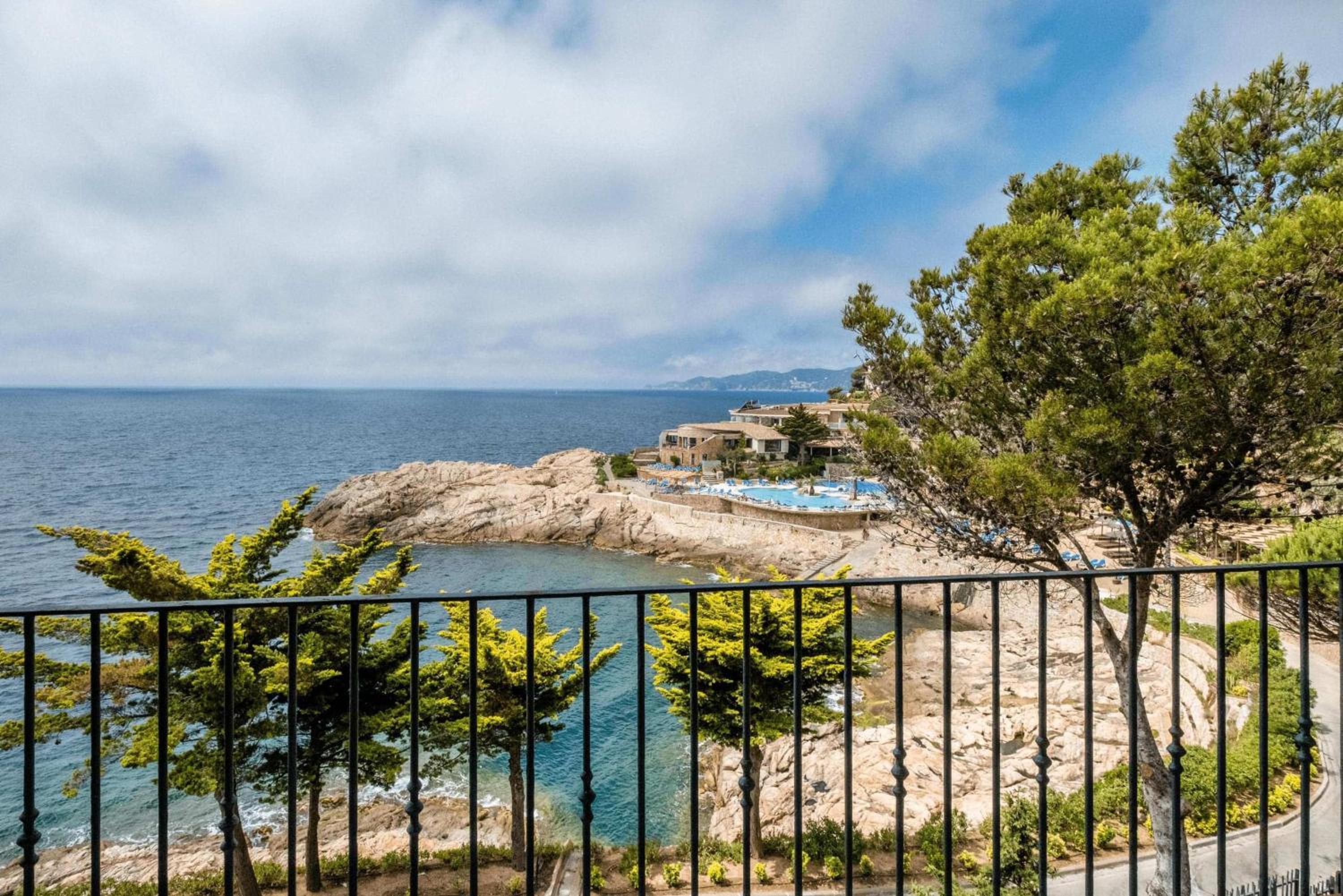 Habitación Doble o con Dos Camas Superior con Vista al Mar