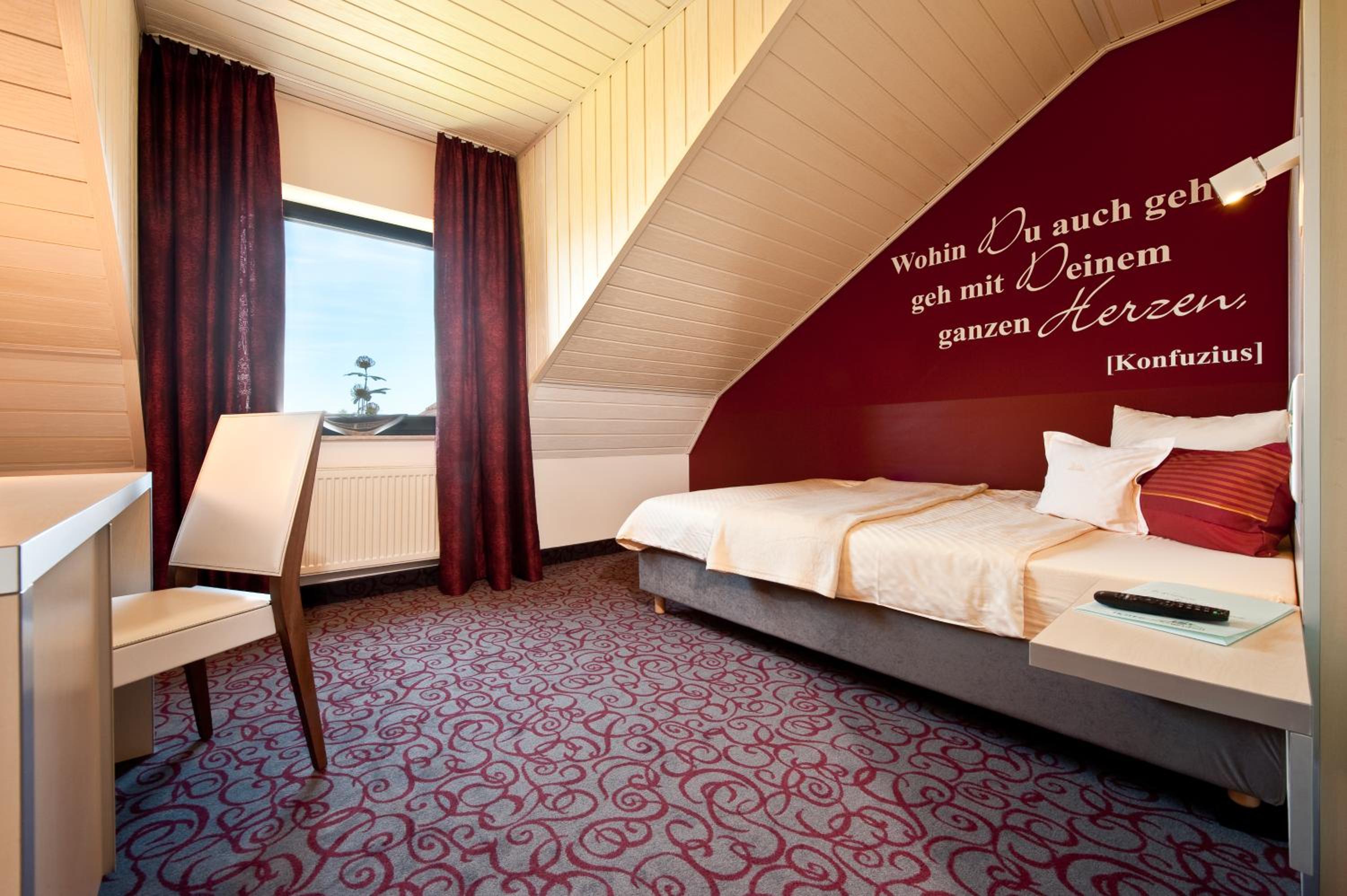 Superior Queen Room photo 3