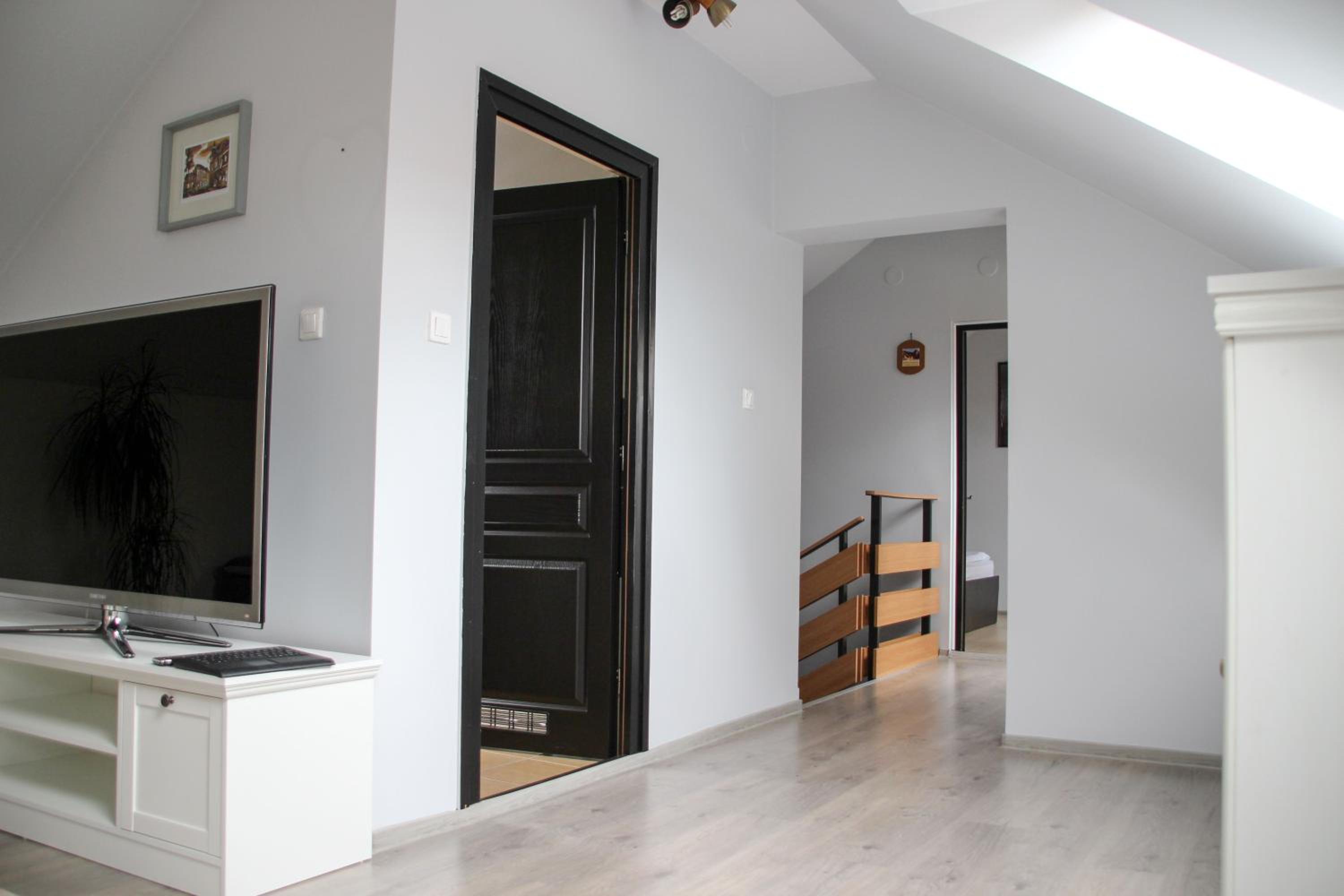 Apartment - Photo 2
