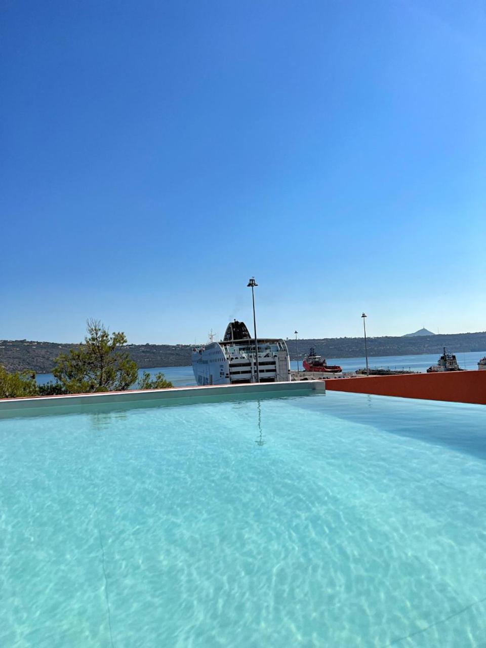 Villa photo 2