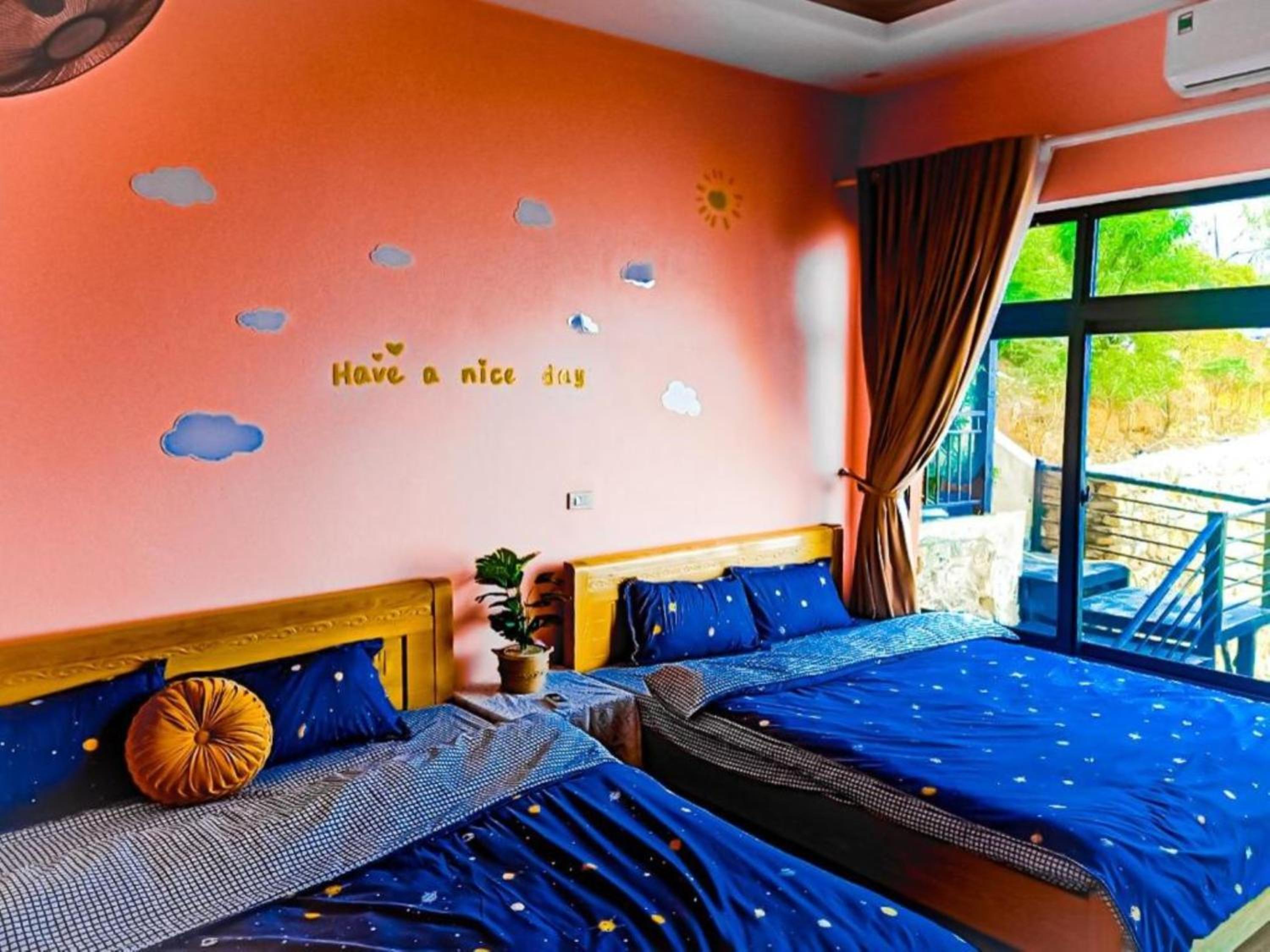 Quadruple Room - Photo 1