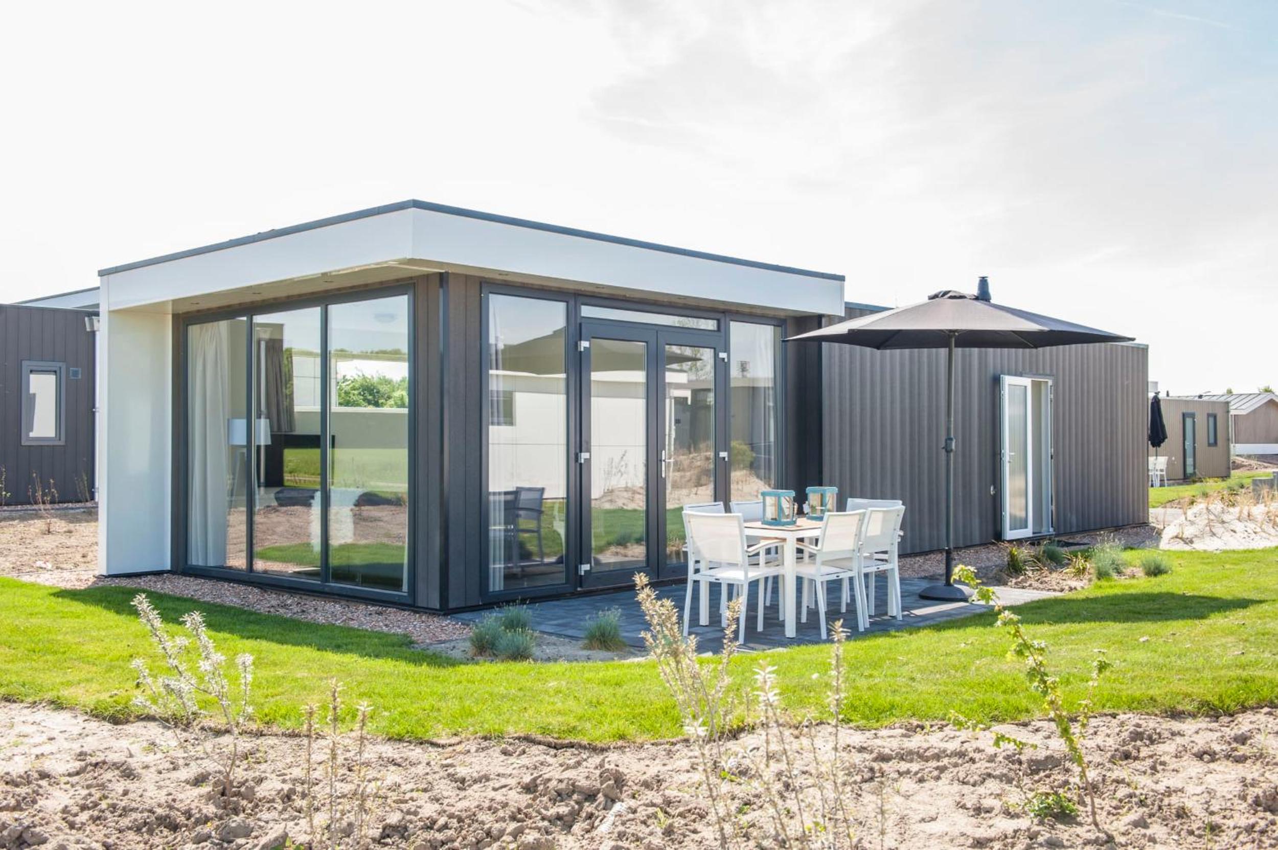 Three Bedroom Chalet - Pavilion 6 photo 3