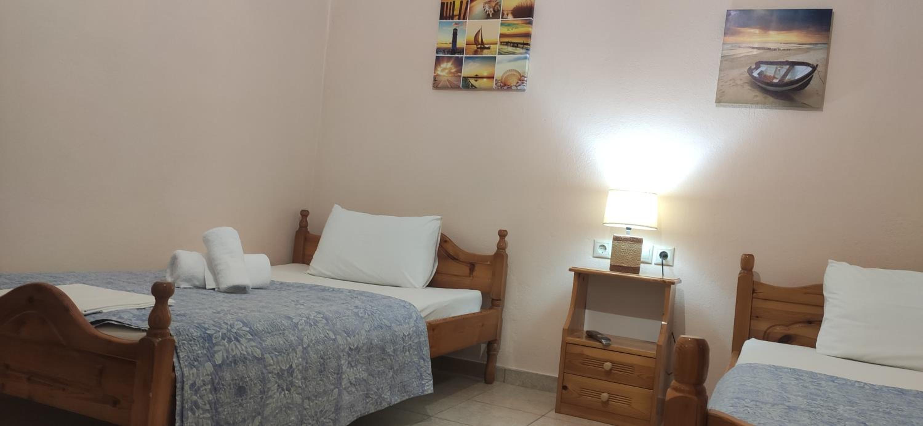 One-Bedroom Apartment - Photo 1