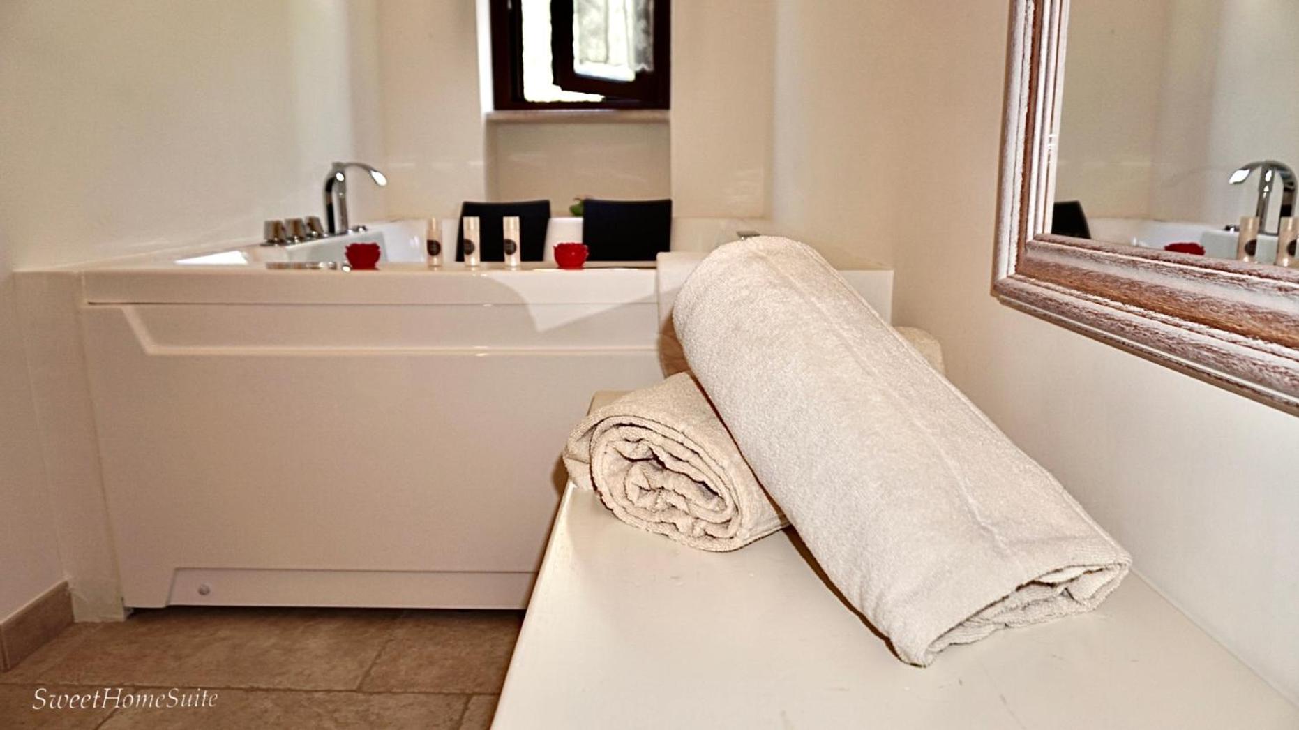 Deluxe Room - Photo 7