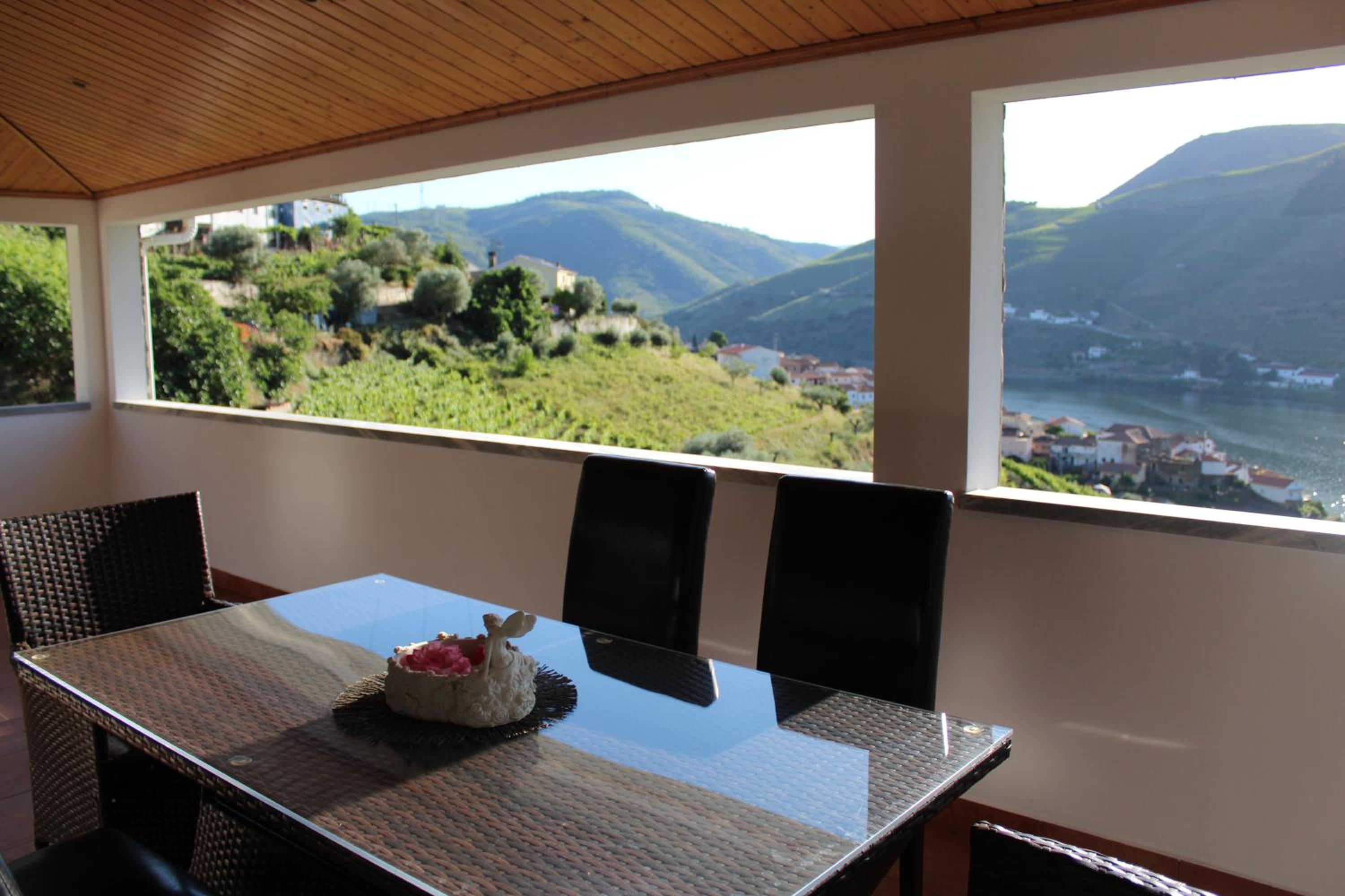 Two-Bedroom House - Photo 38