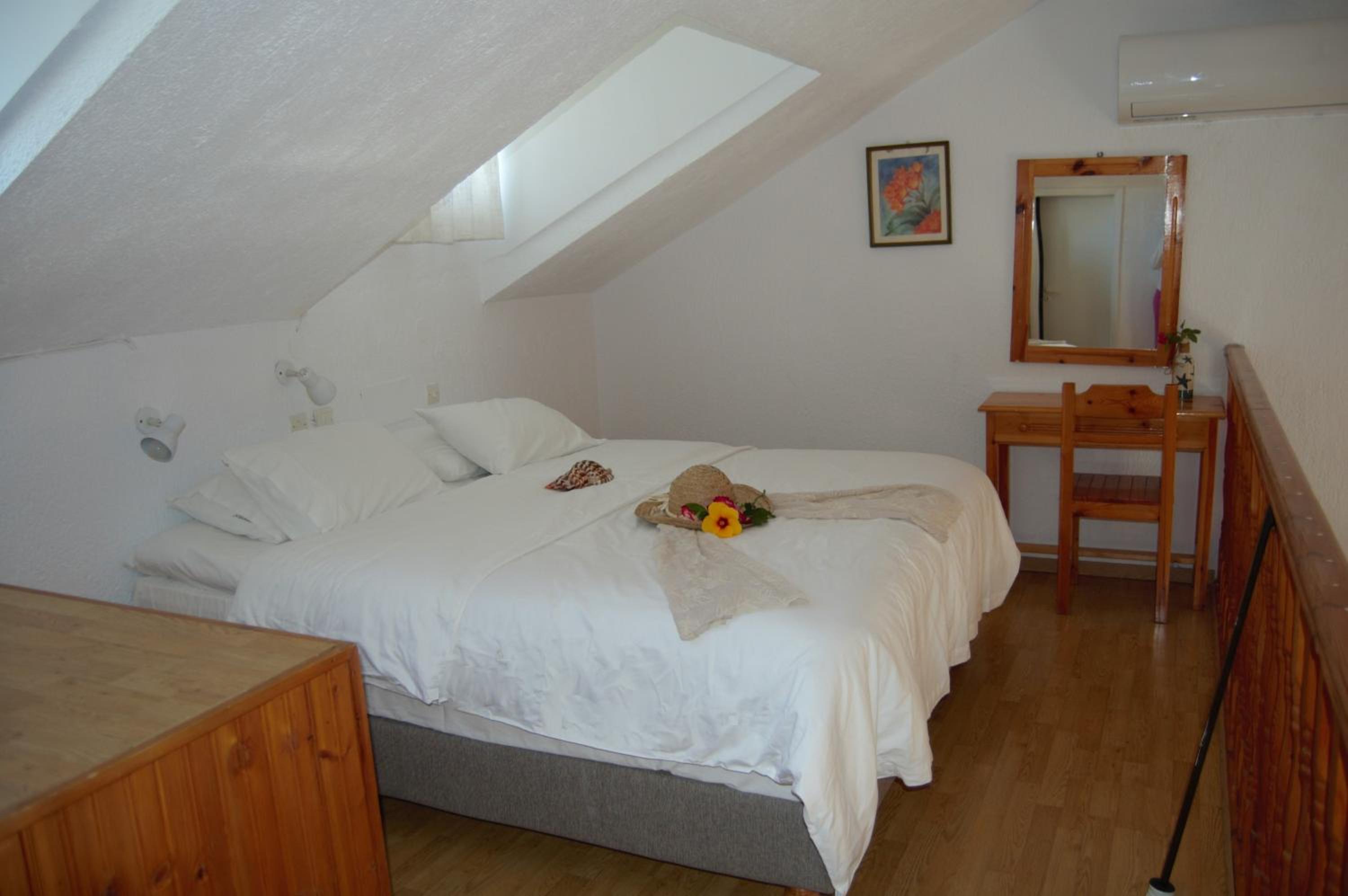 Apartment - Split Level