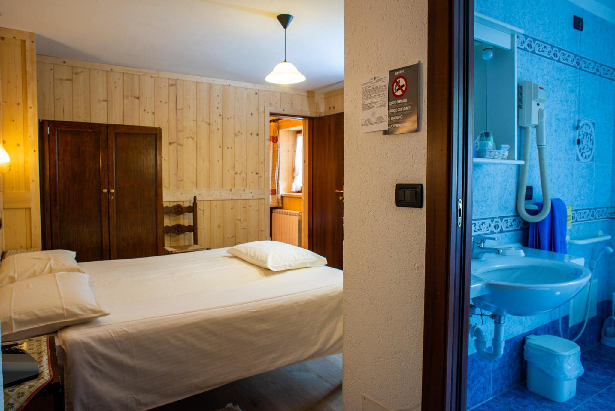 Quadruple Room - Photo 3
