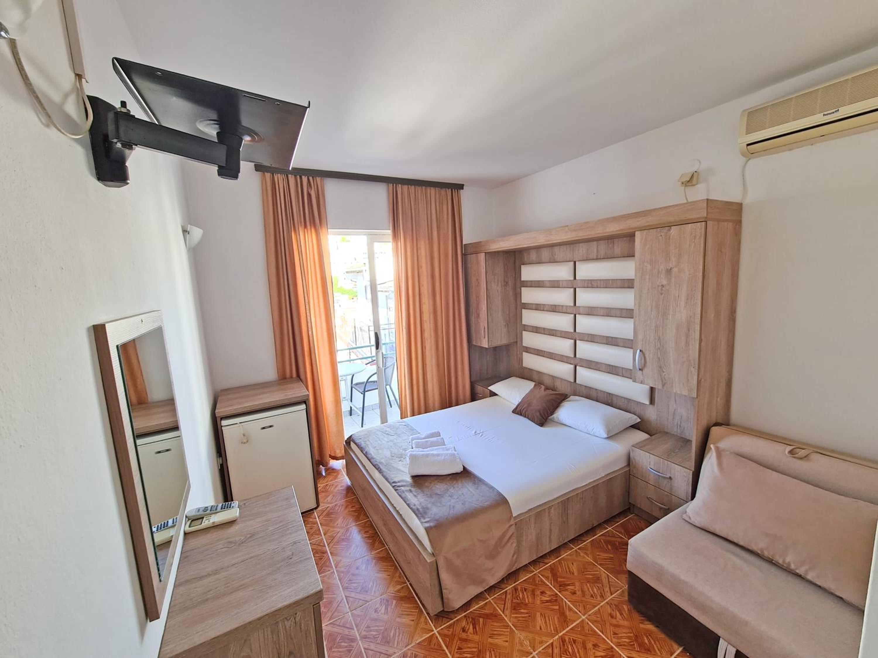 Deluxe Double Room With Balcony