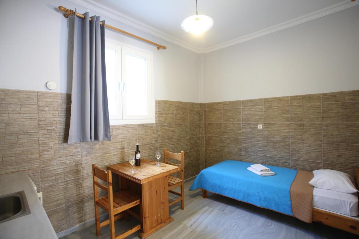 Quadruple Room - Lower Floor photo 3