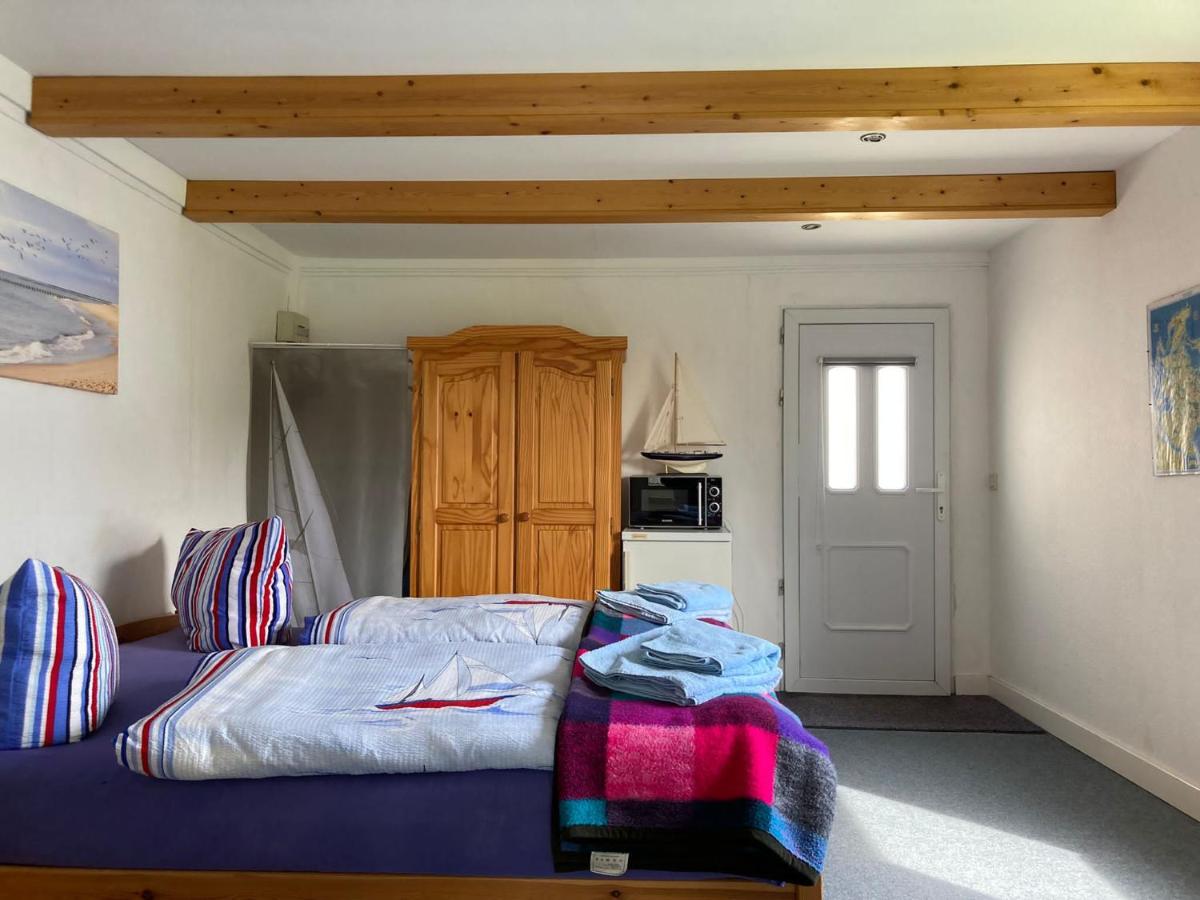 One-Bedroom Apartment (2 - 3 Adults) photo 2