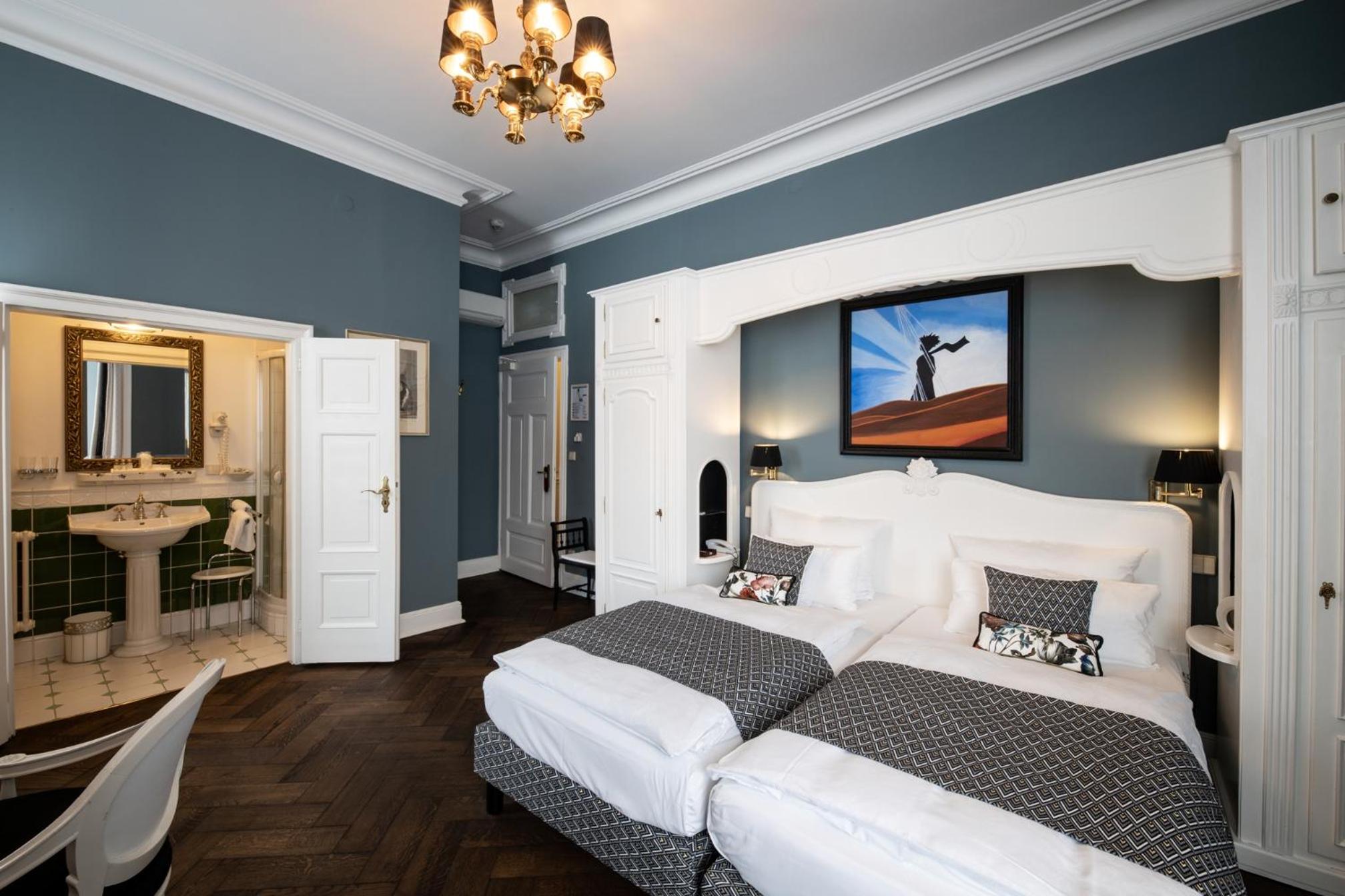 Superior Room - Photo 14