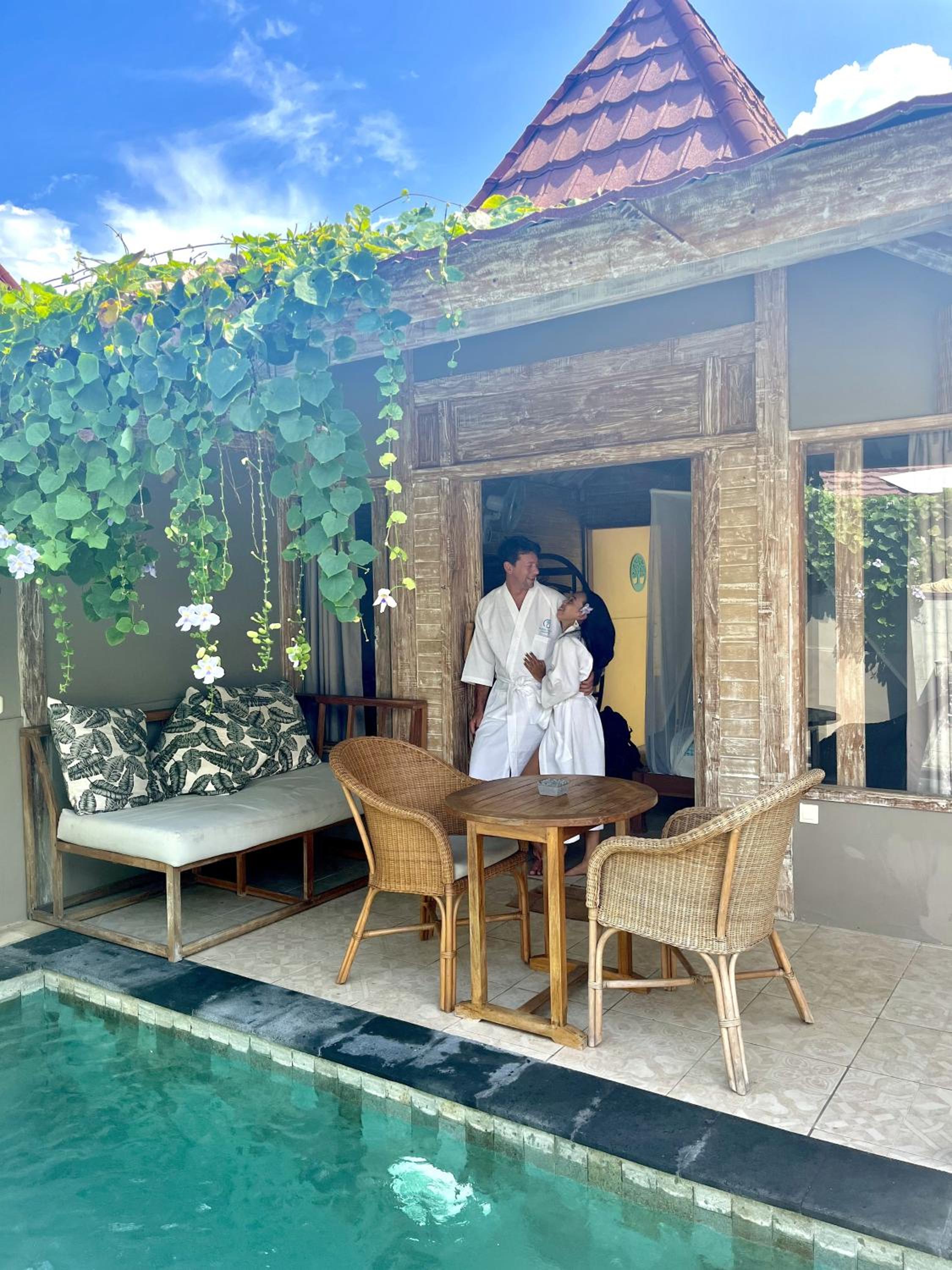 Villa with Private Pool - Photo 5