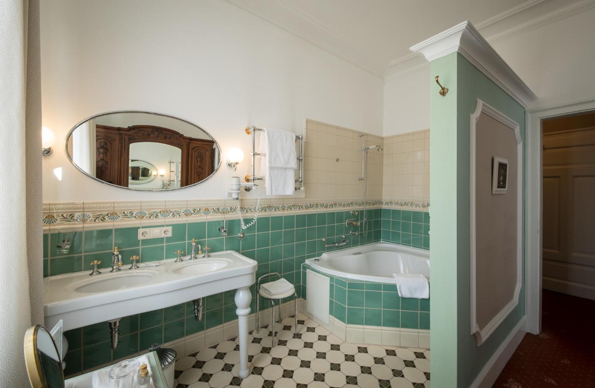 Junior Suite - Photo 26