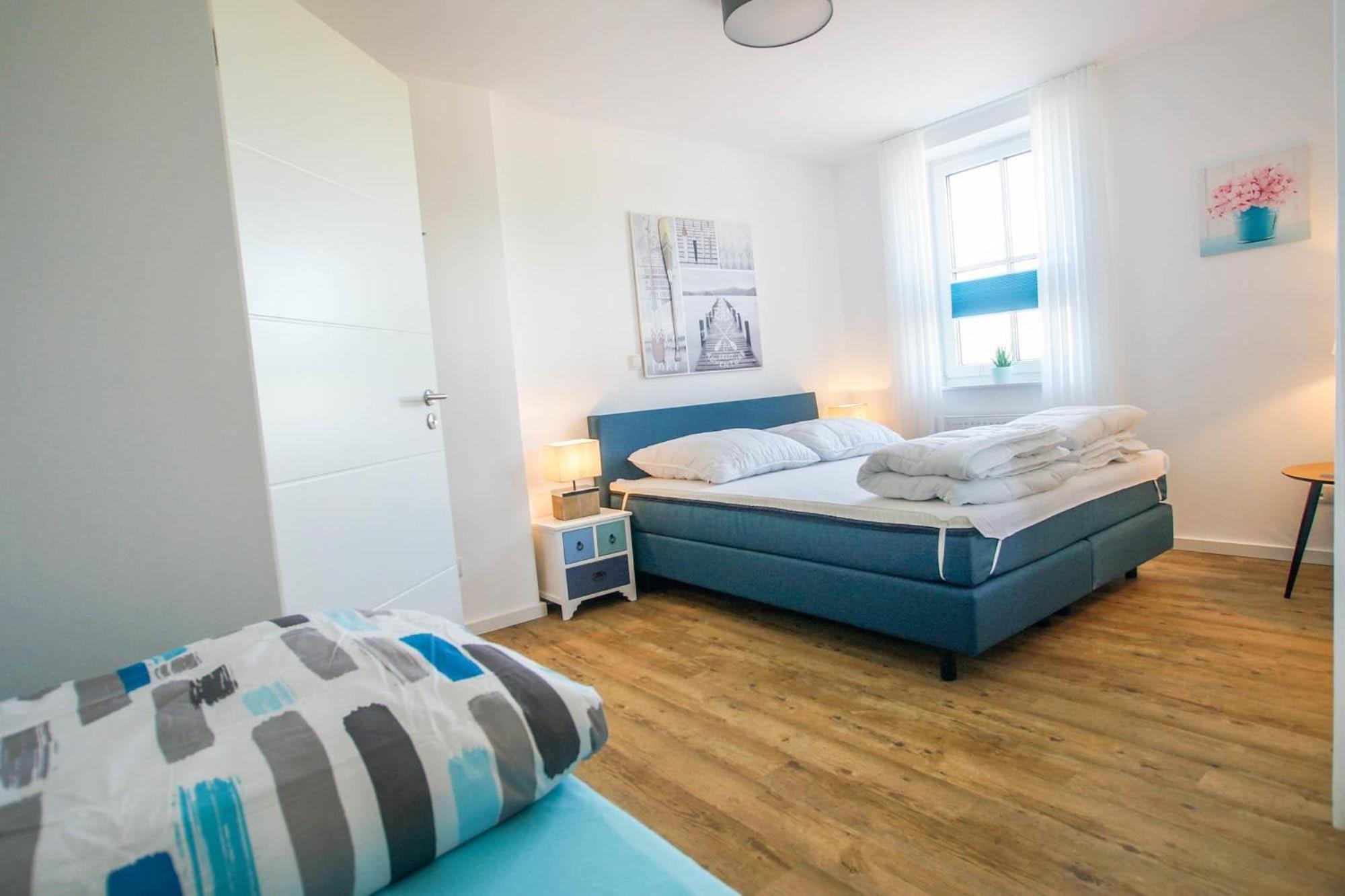 One-Bedroom Apartment with Shower photo 2