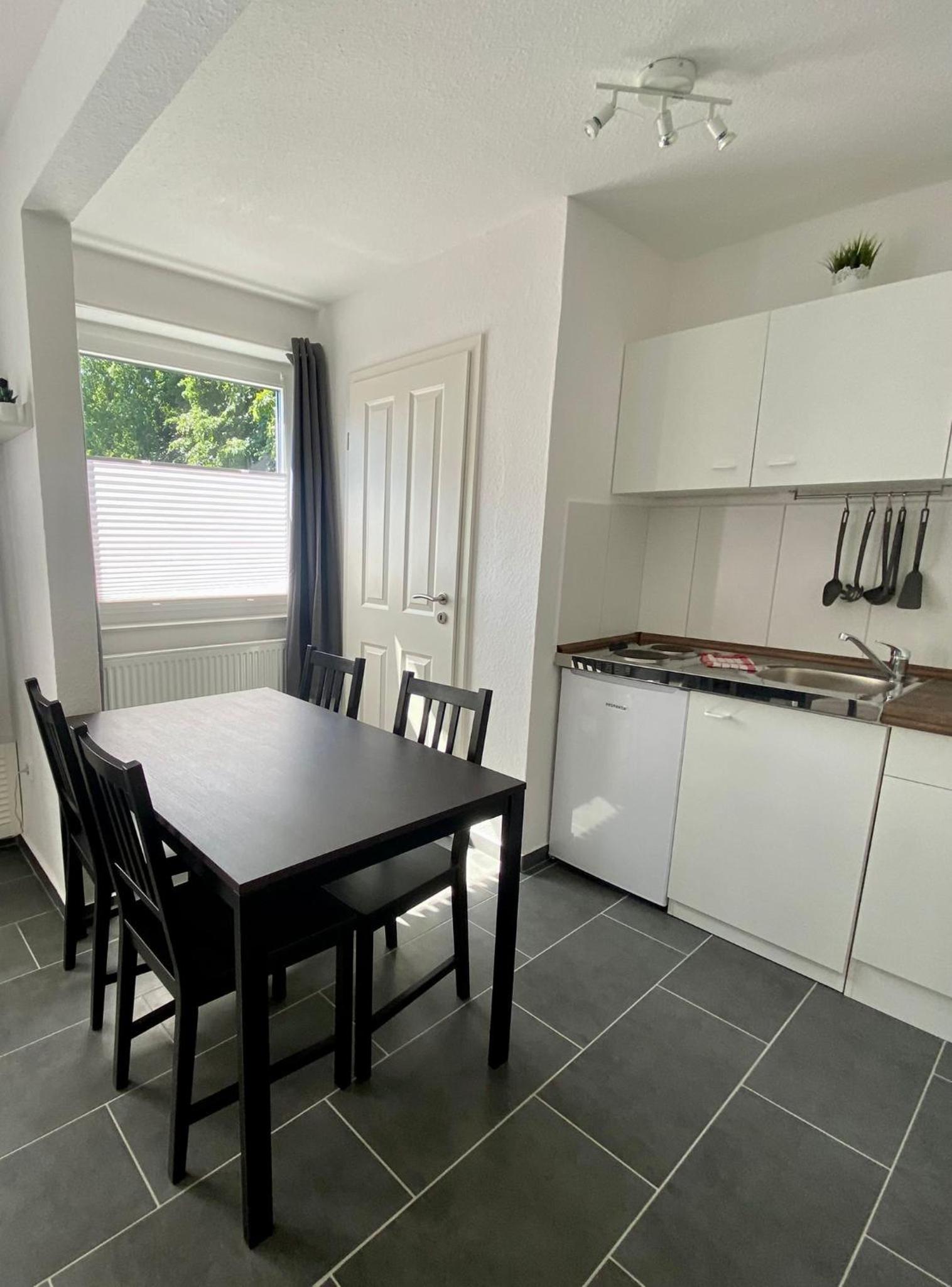 Apartment - Photo 4