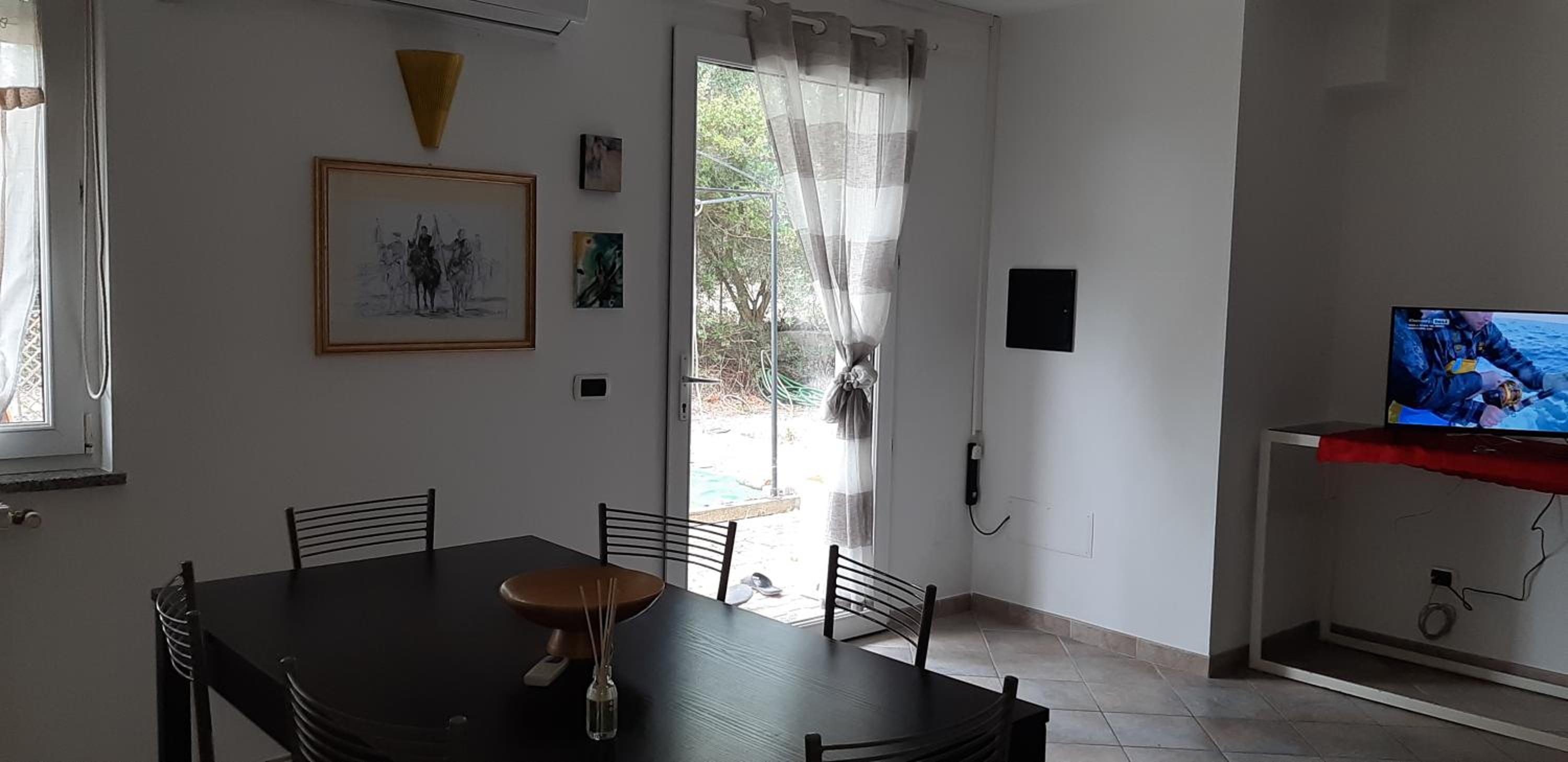 Two-Bedroom House photo 3