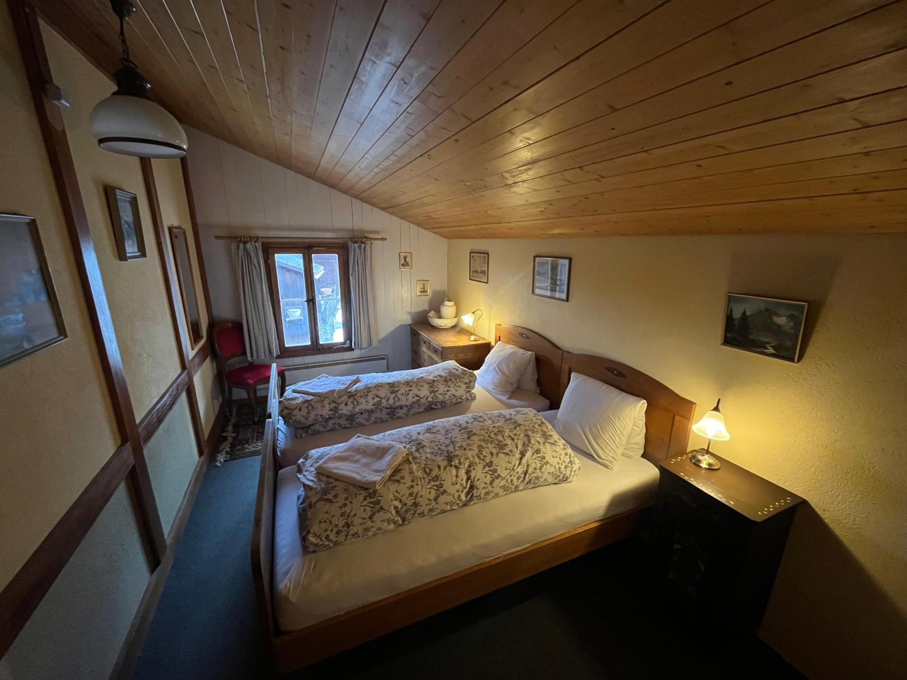 Twin Room with Bathroom