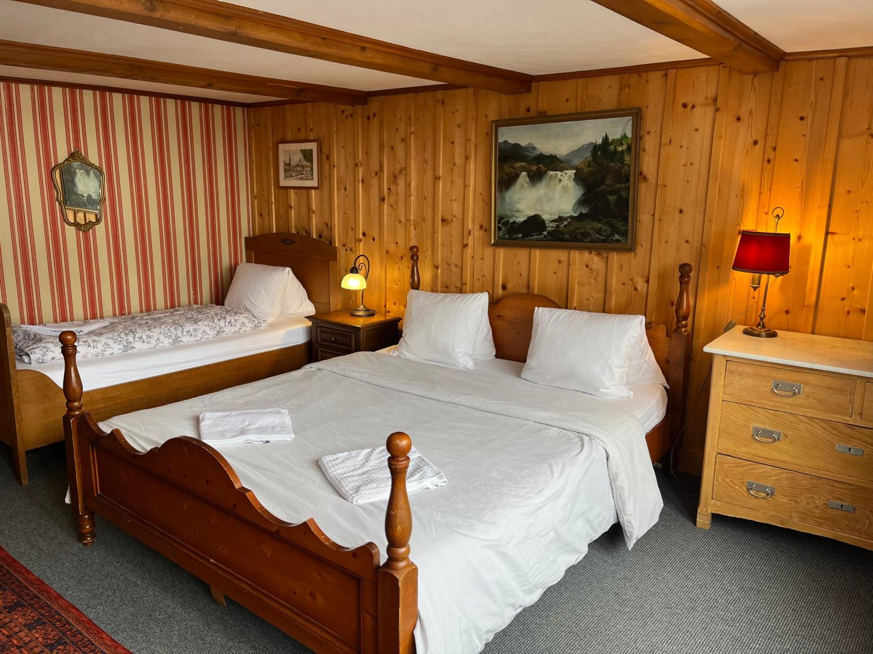Classic Quadruple Room