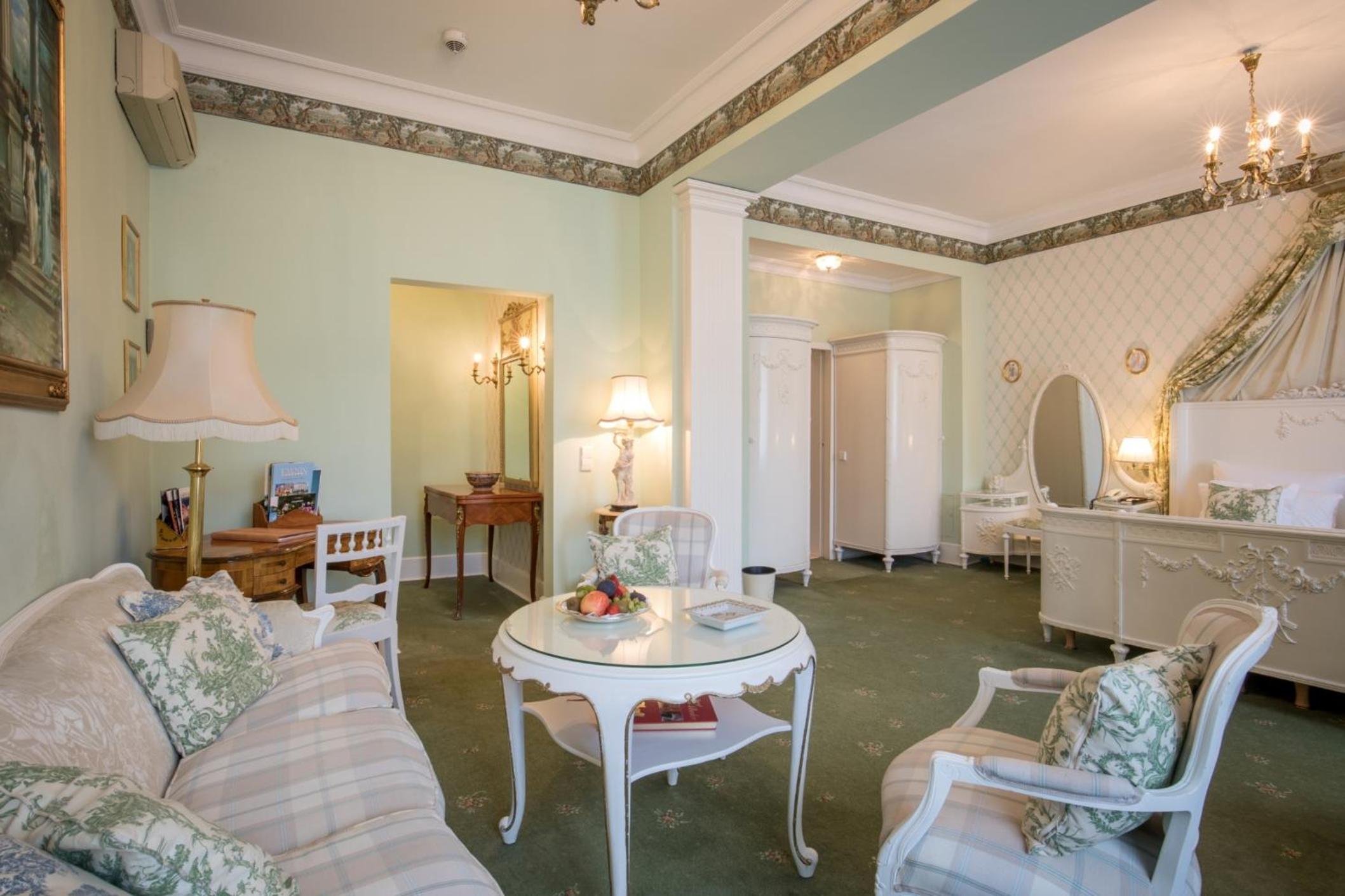 Junior Suite - Photo 8