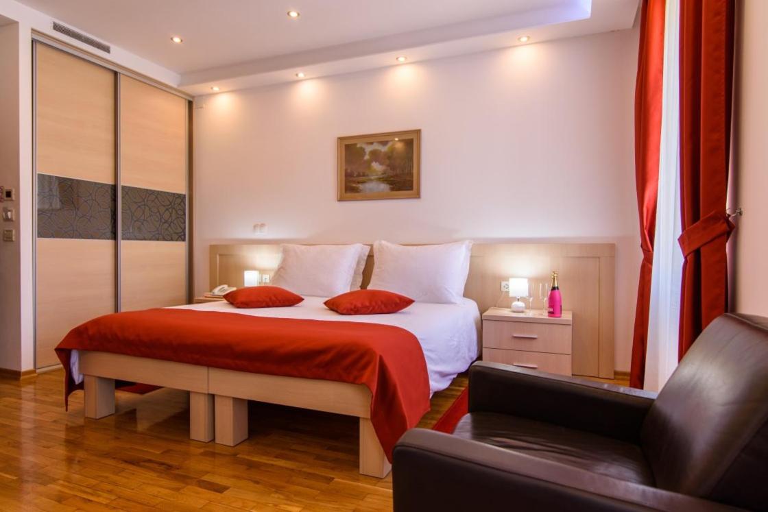 Deluxe Twin Room - Photo 2