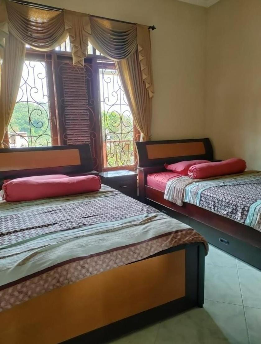 Seven-Bedroom at Villa Bima  photo 3