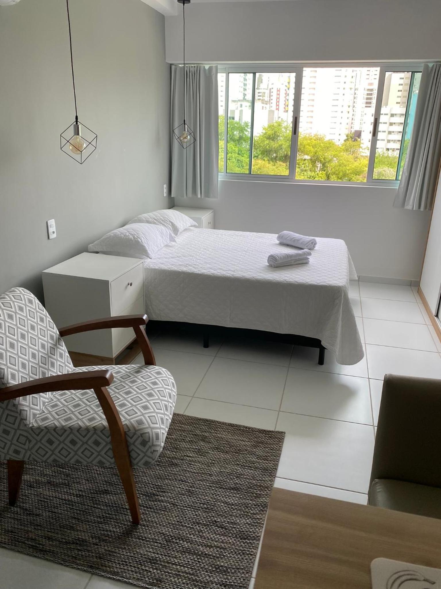 One-Bedroom Apartment - Photo 12