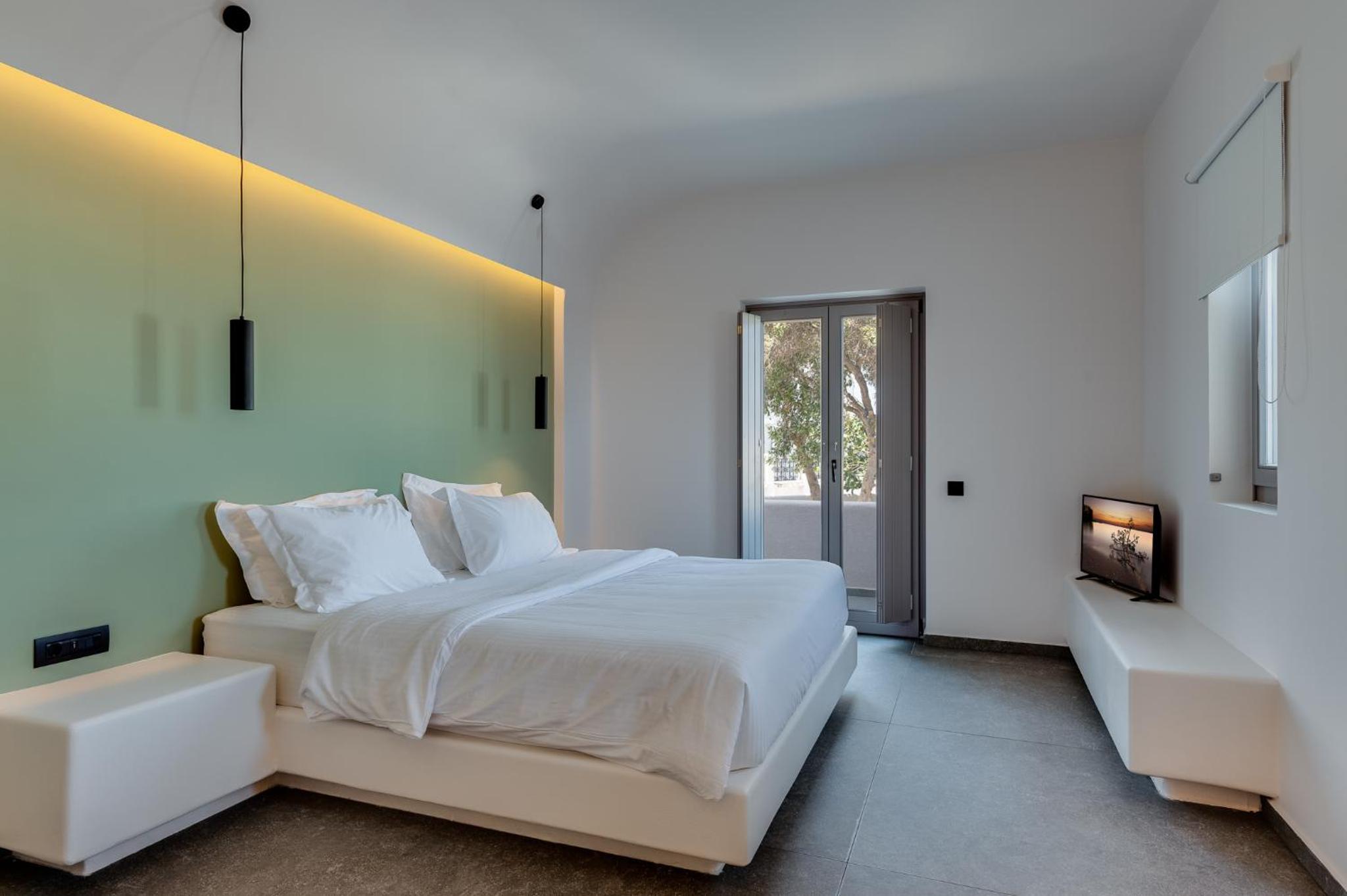 Superior Suite with Outdoor Hot Tub & Village view