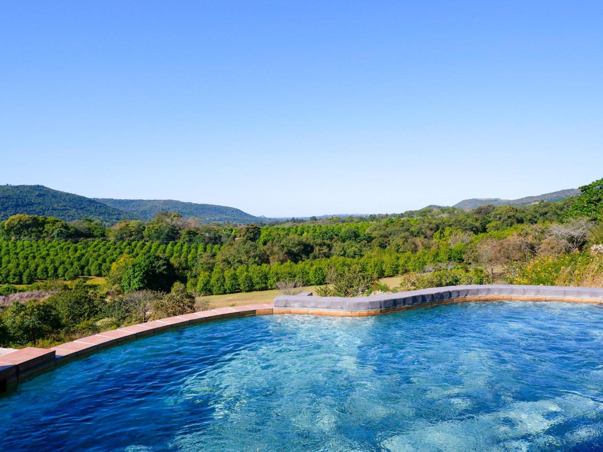 Deluxe Family Suite with Private Pool photo 3