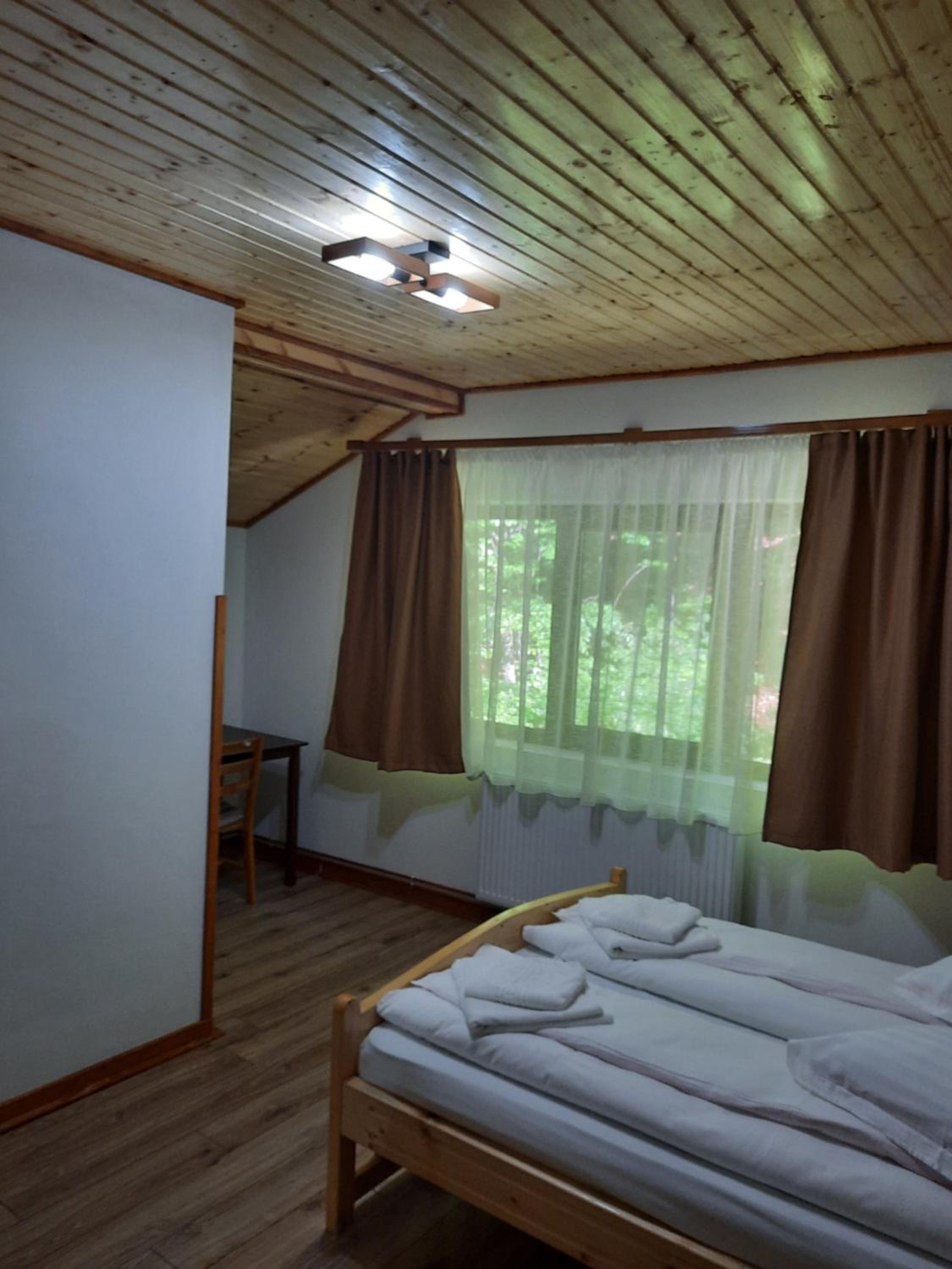 Double Room with Private Bathroom photo 1
