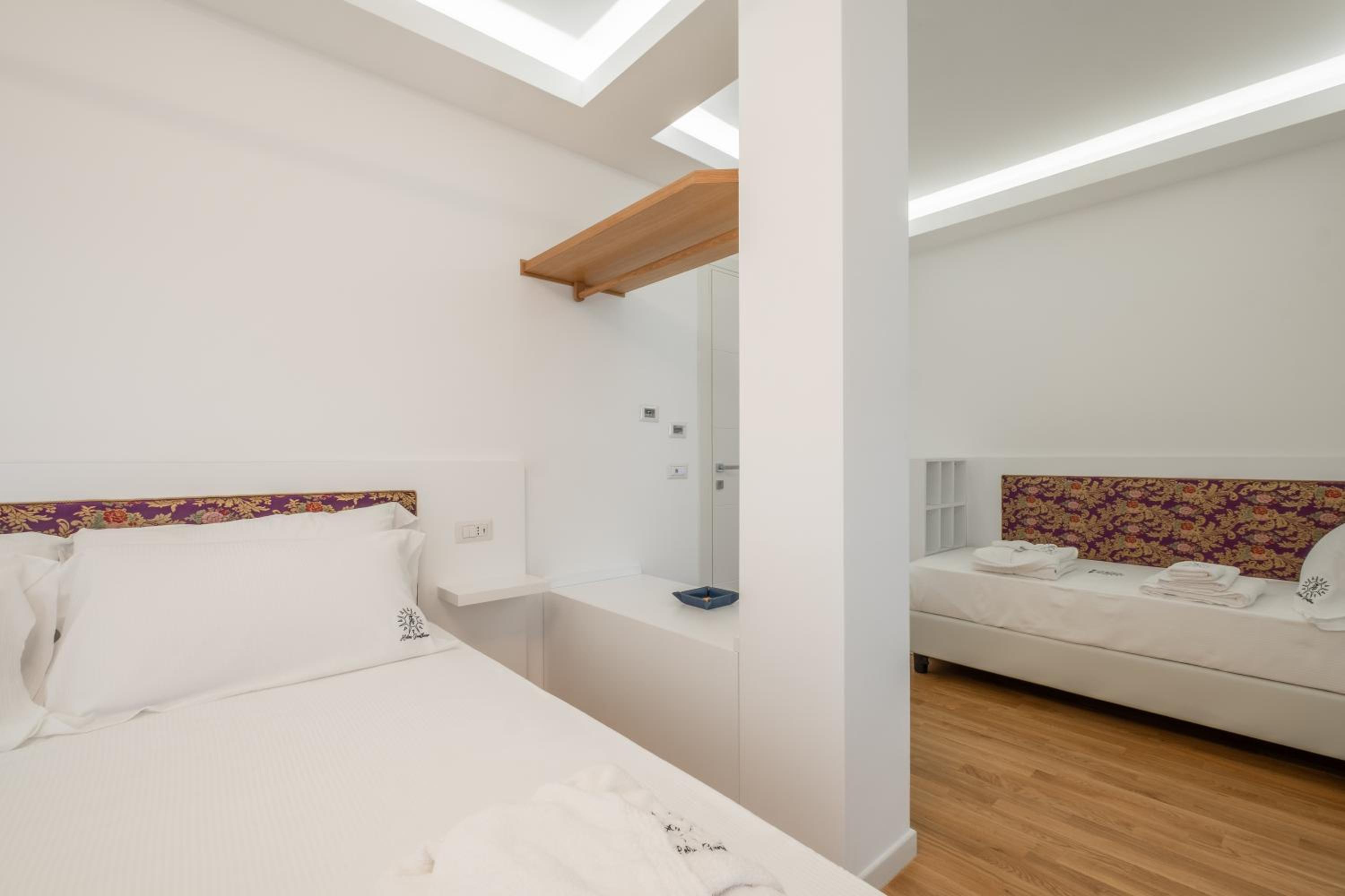 Triple Room with Private Bathroom - Photo 6
