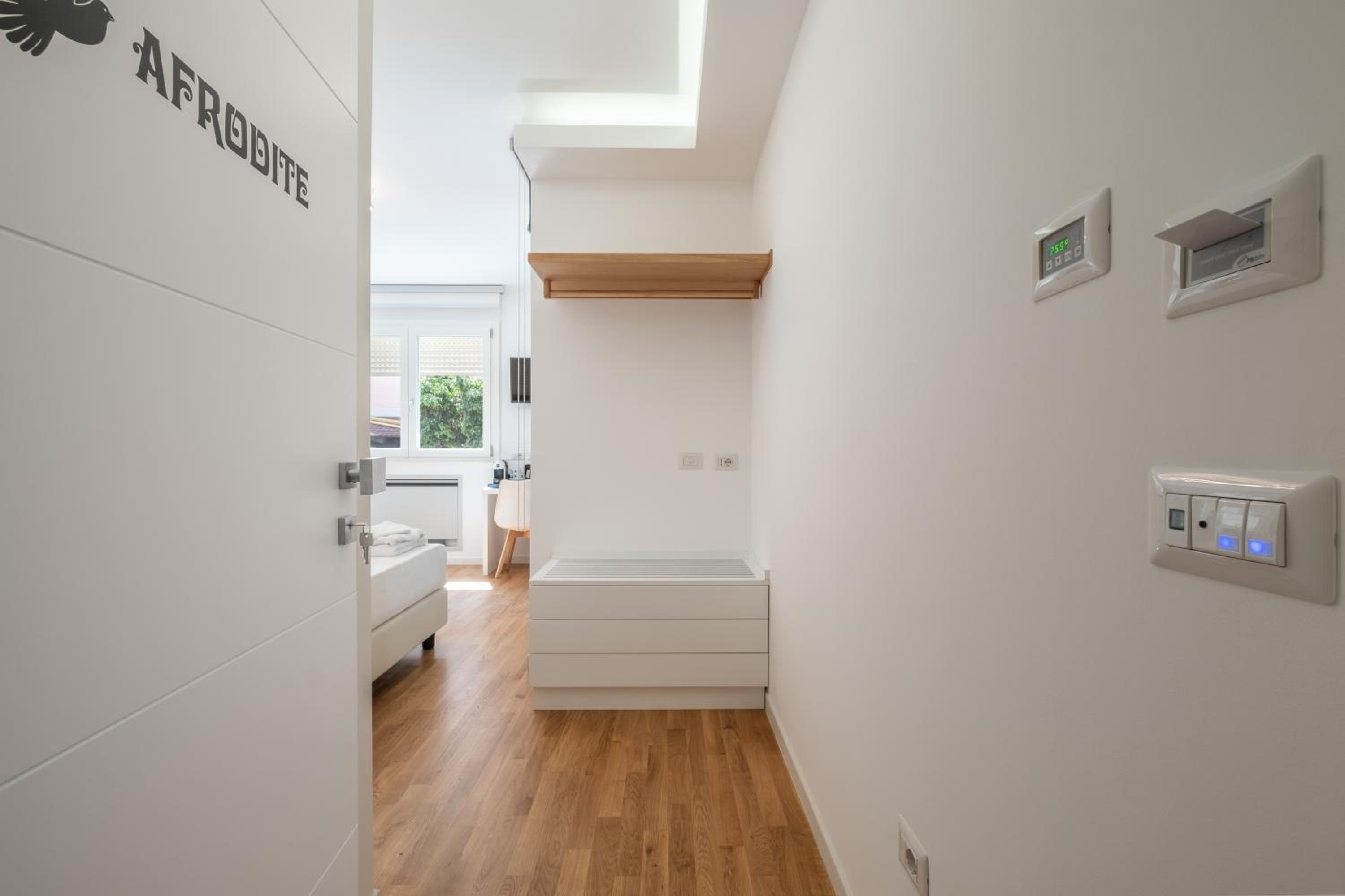 Double Room with Private Bathroom - Photo 1