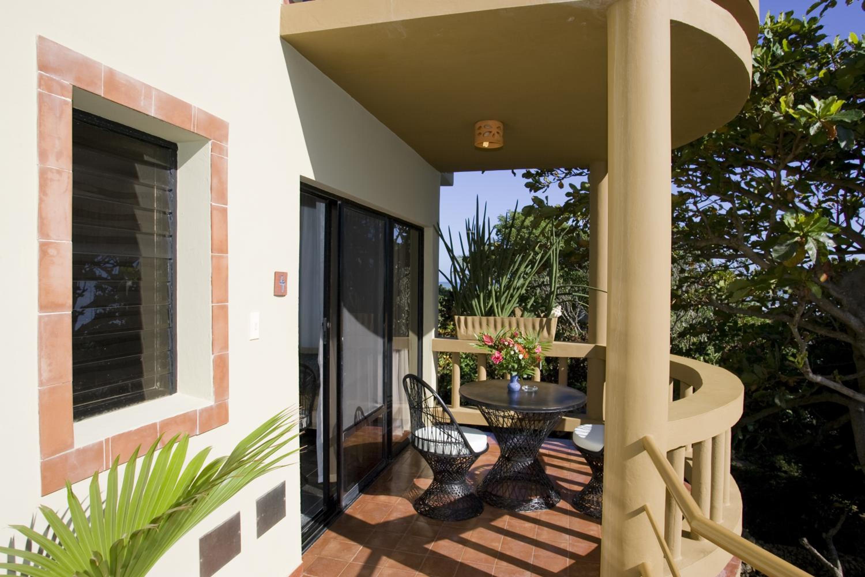 One-Bedroom Deluxe Apartment