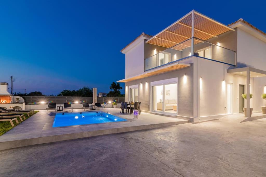 Deluxe Villa photo 3