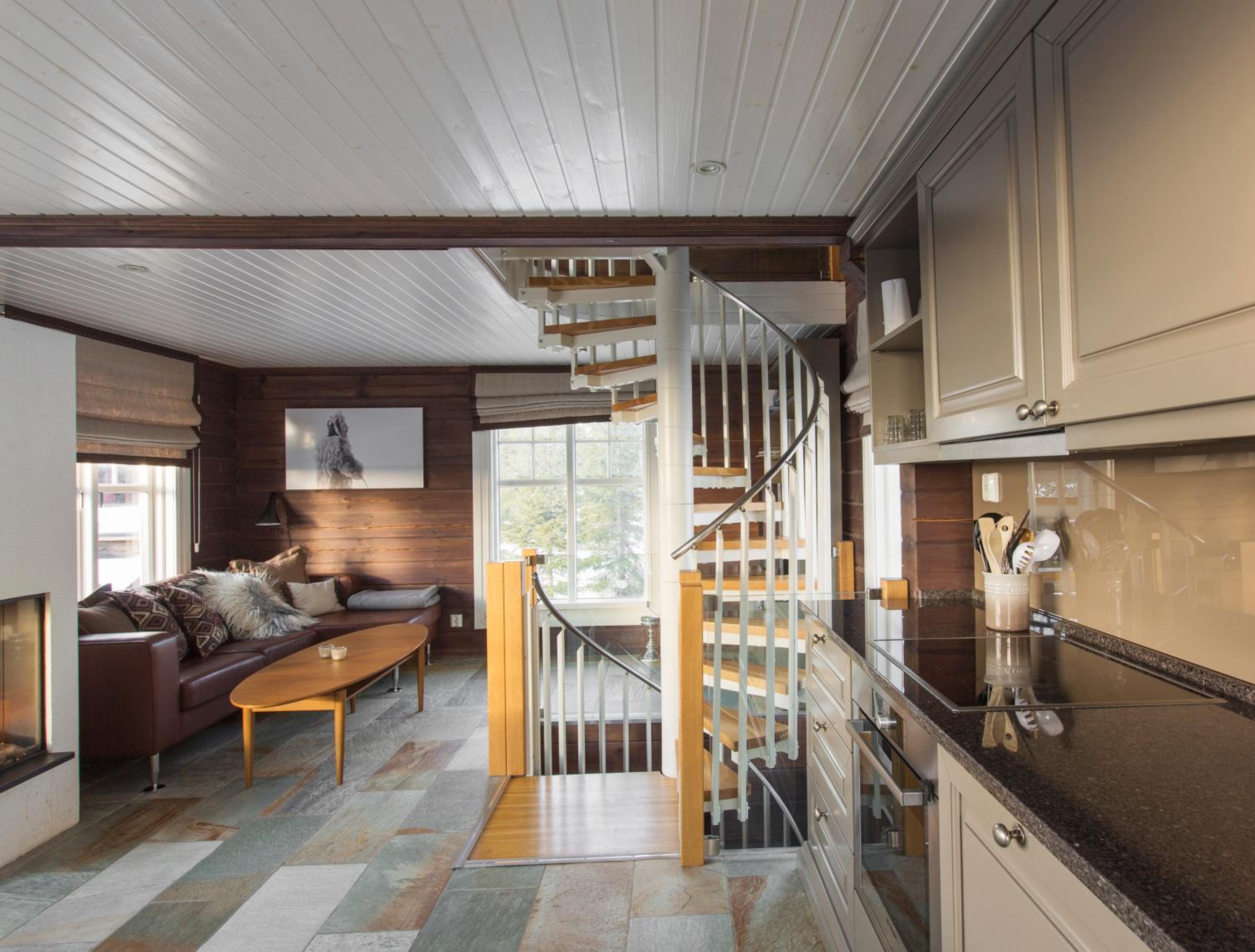 Three-Bedroom Apartment - Photo 14