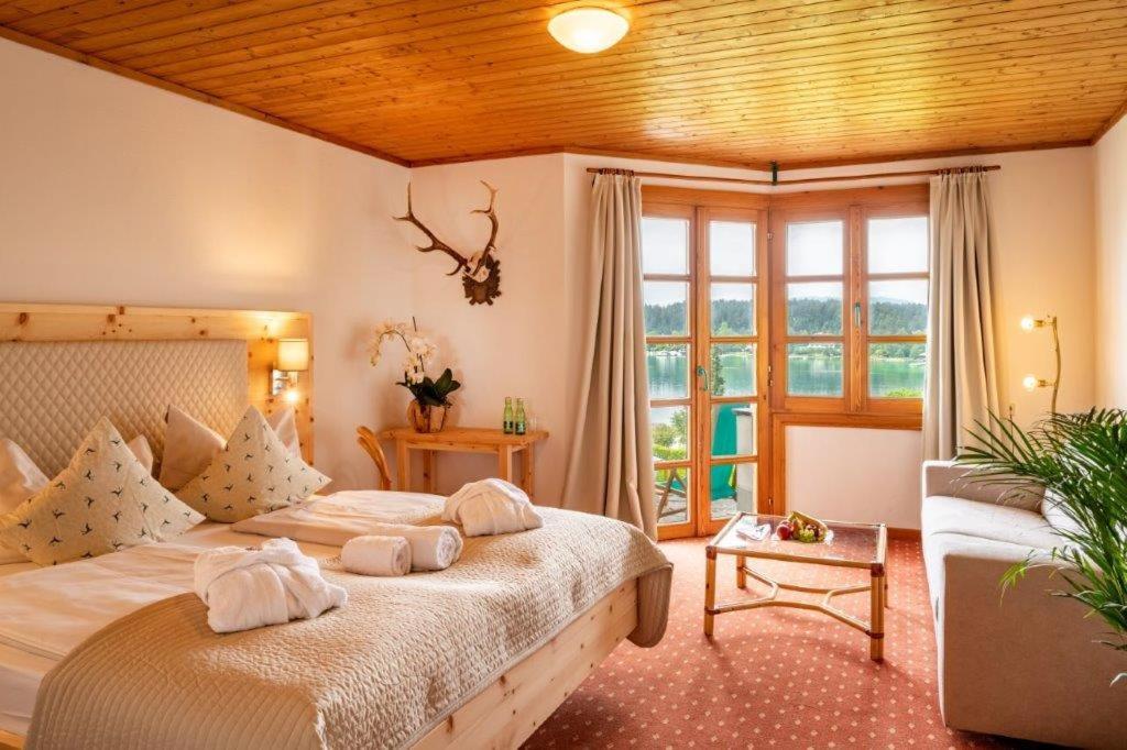 Two-Bedroom Apartment with 2 Bathrooms
