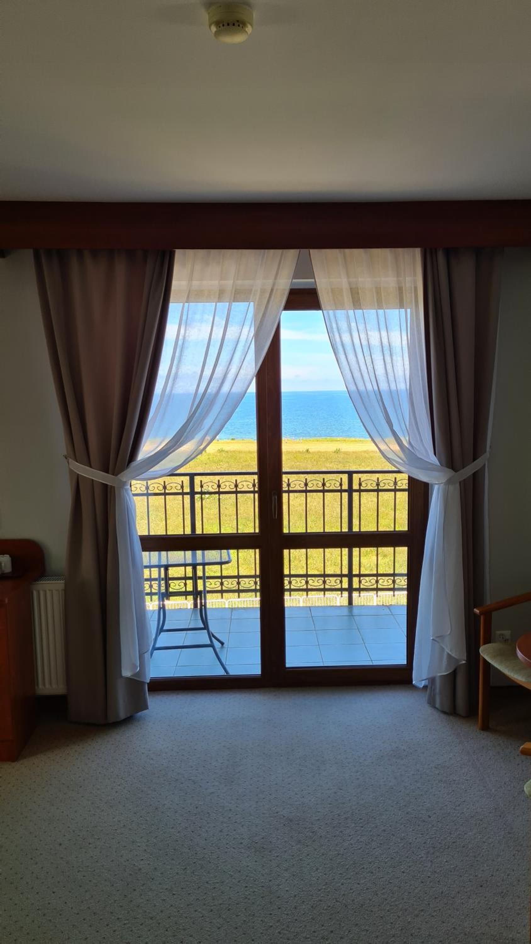 Quadruple Room with Sea View - Photo 7