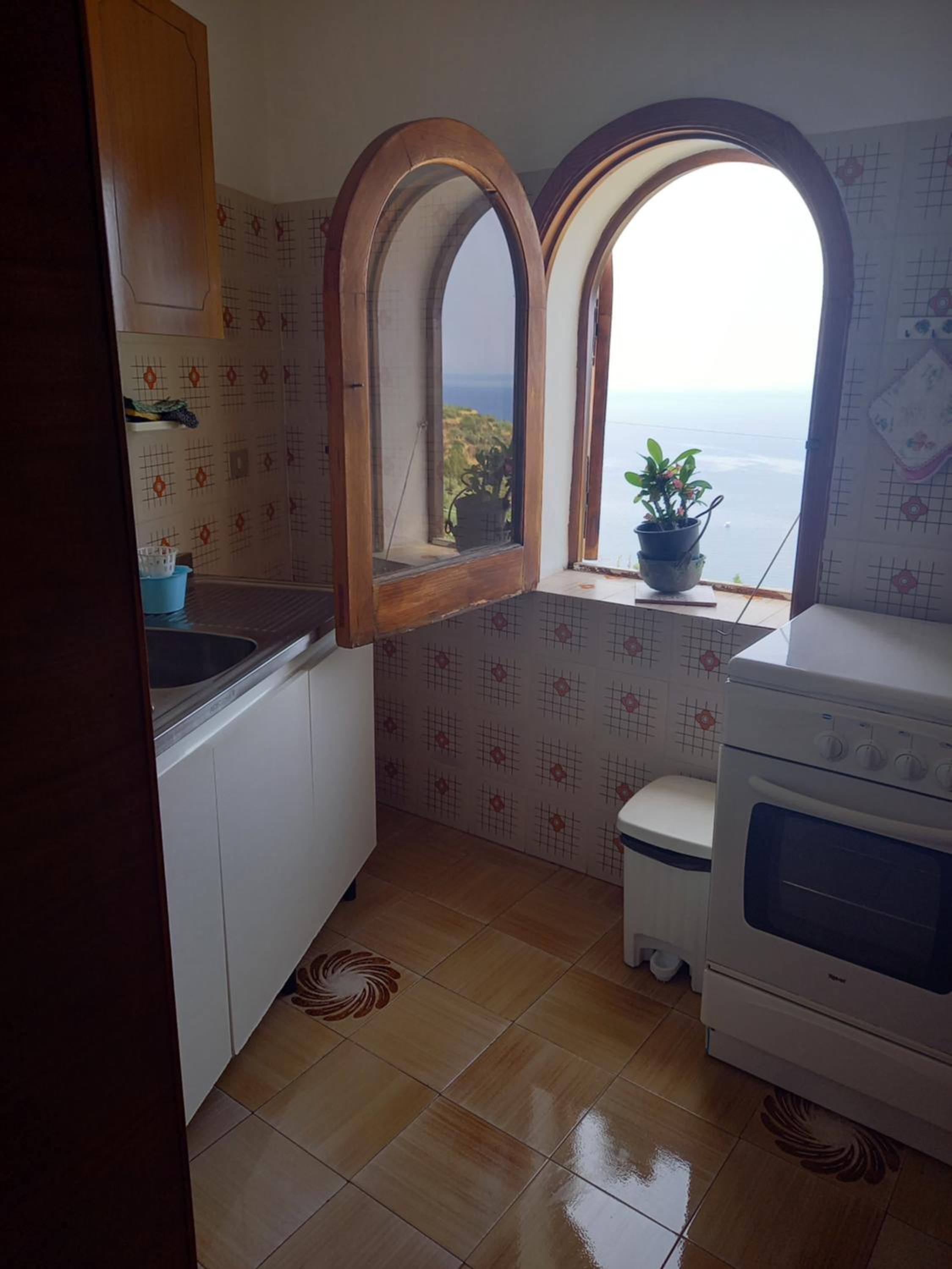 Three-Bedroom Apartment - Photo 10