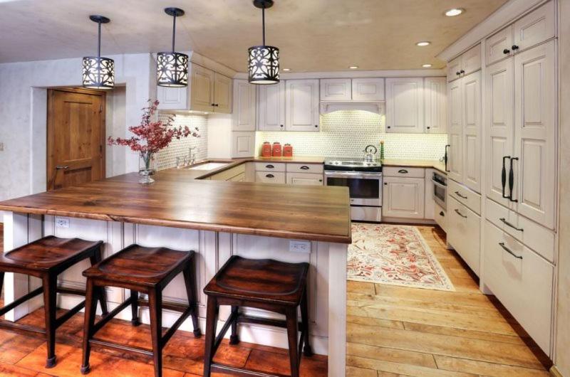 Three-Bedroom Vacation Home  photo 2