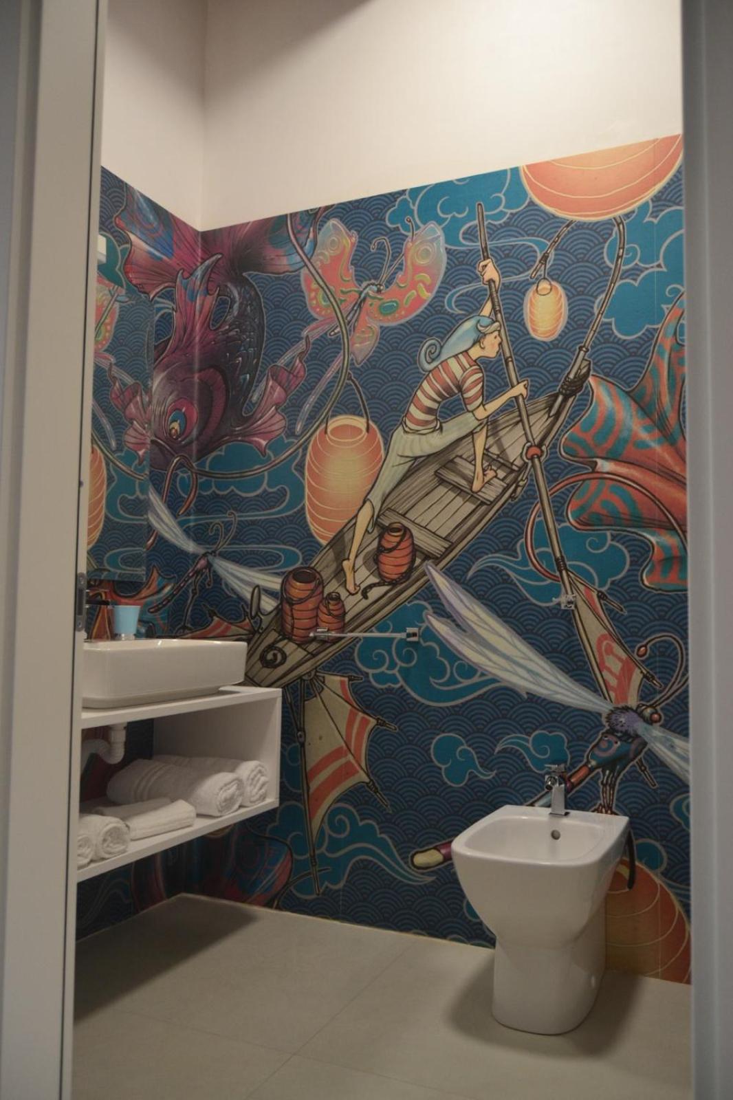 Large Double Room - Photo 13