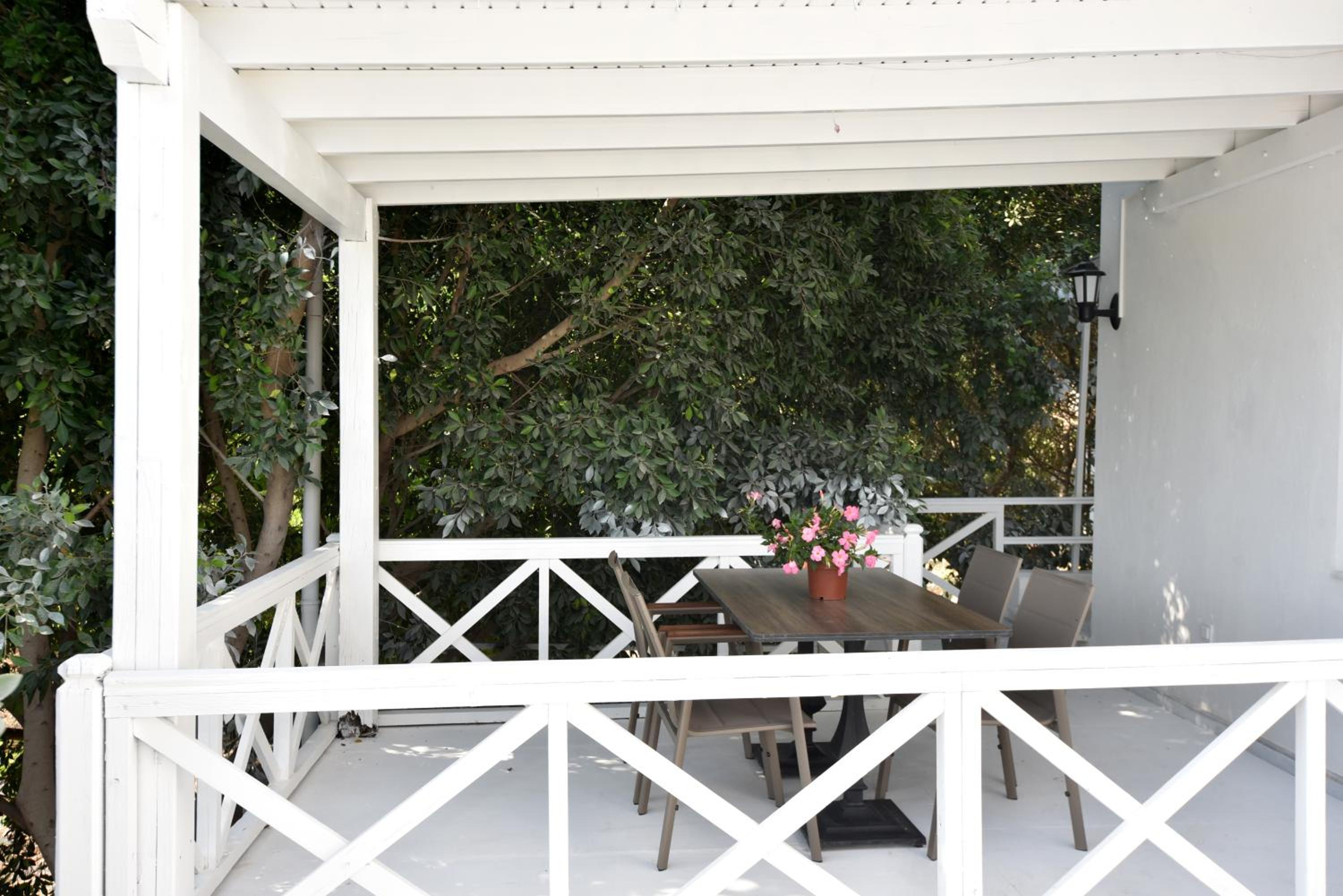 Standard Double Room - Photo 25