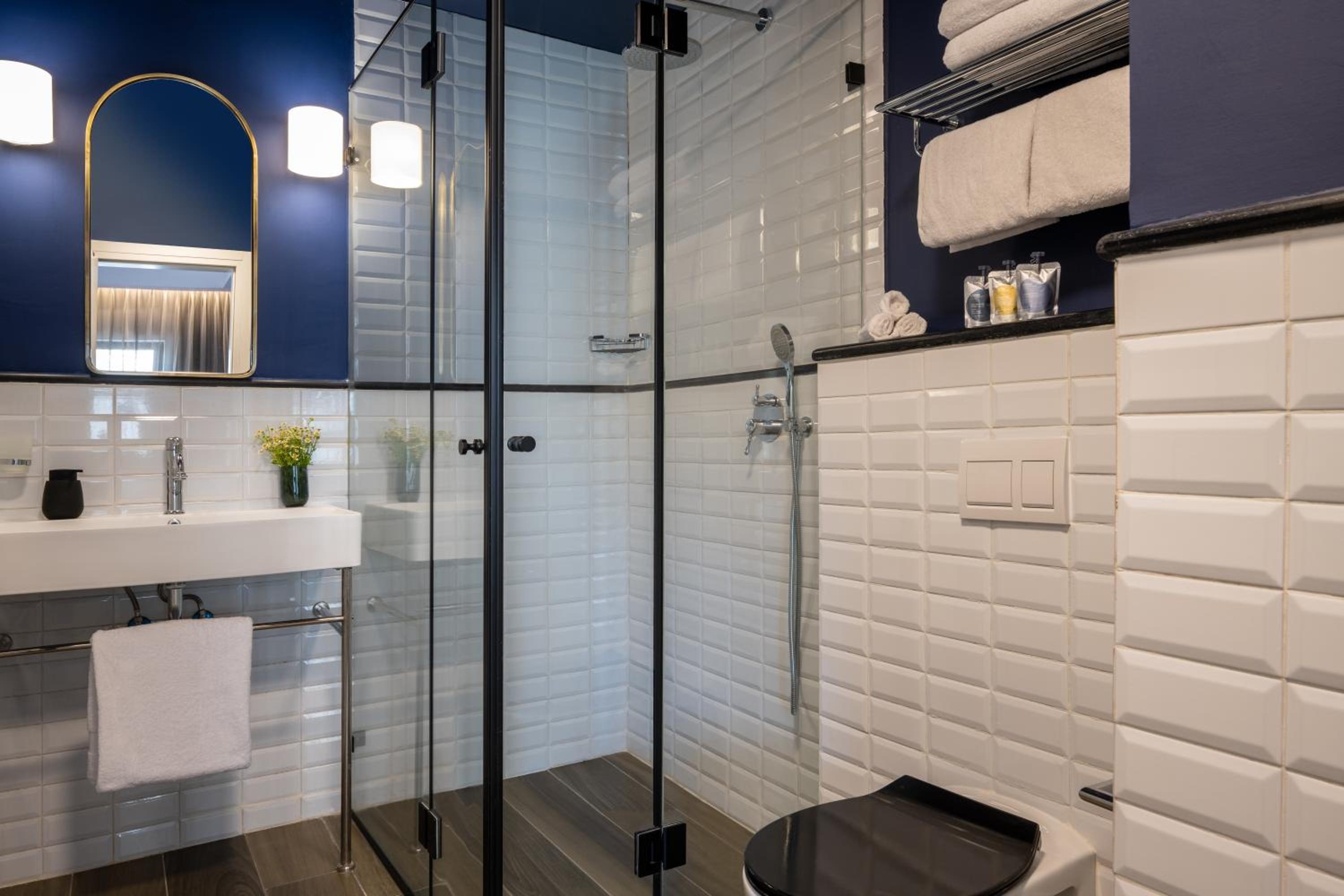 Classic Double or Twin Room - Photo 2