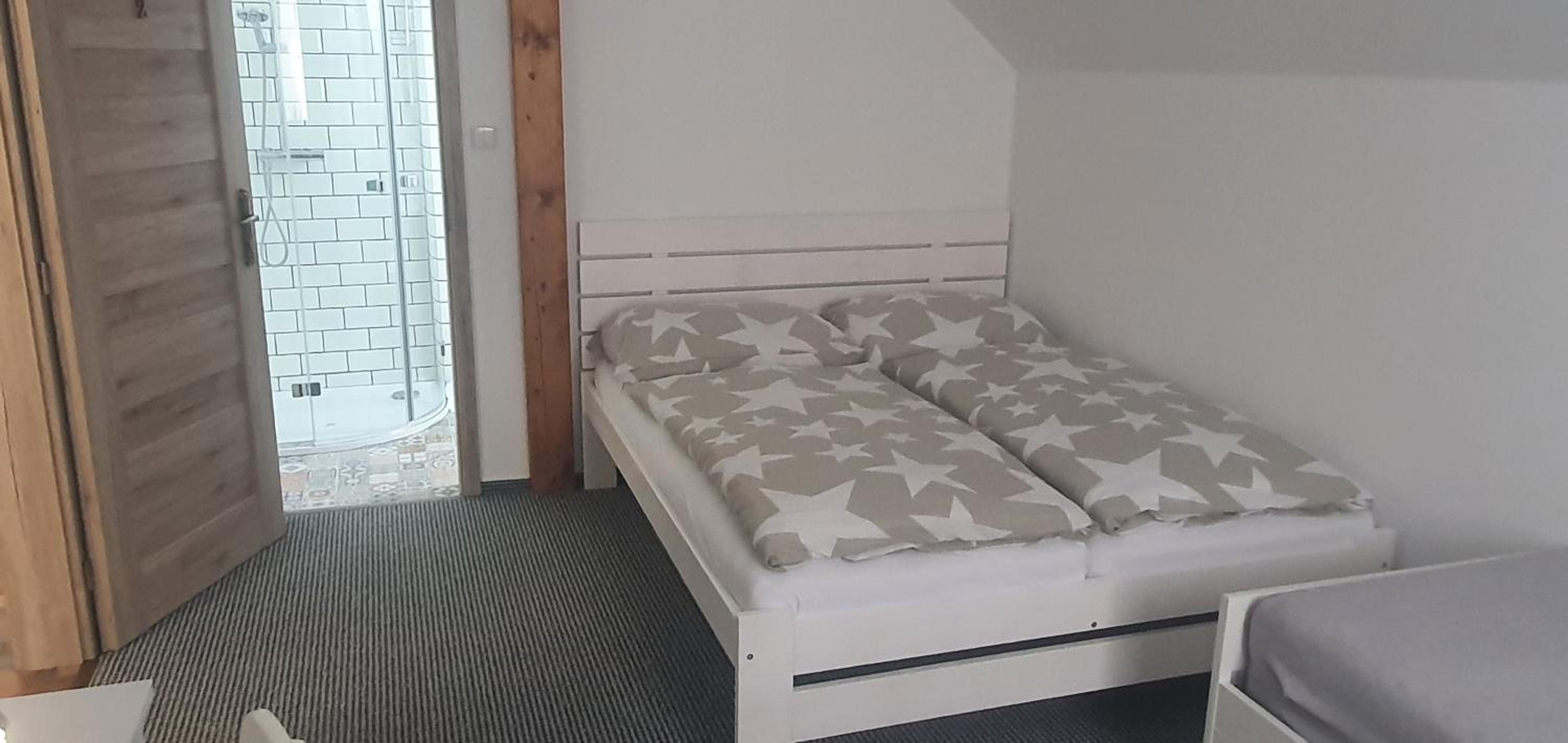 Double Room with Extra Bed photo 1