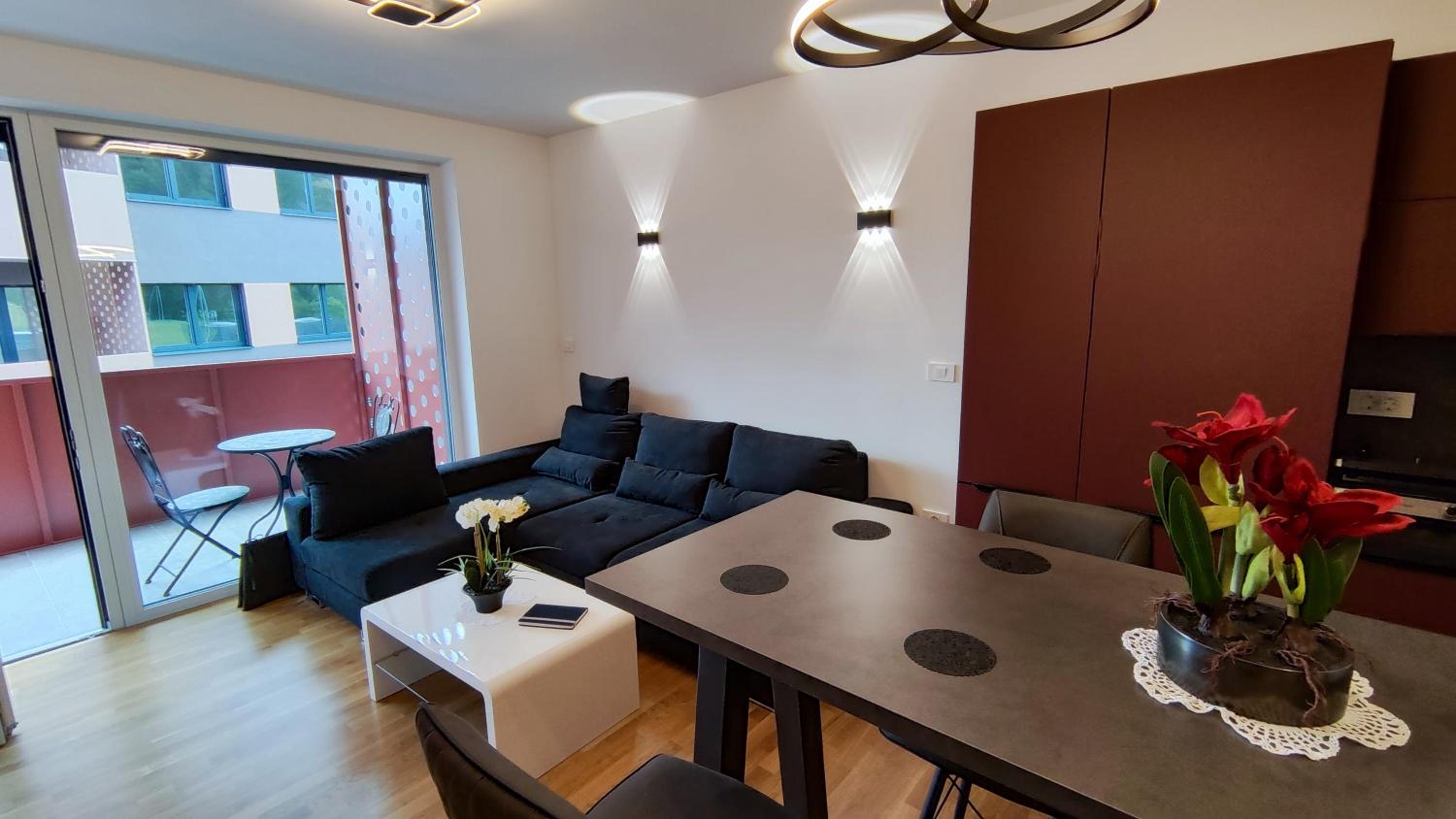 Apartment - Photo 1