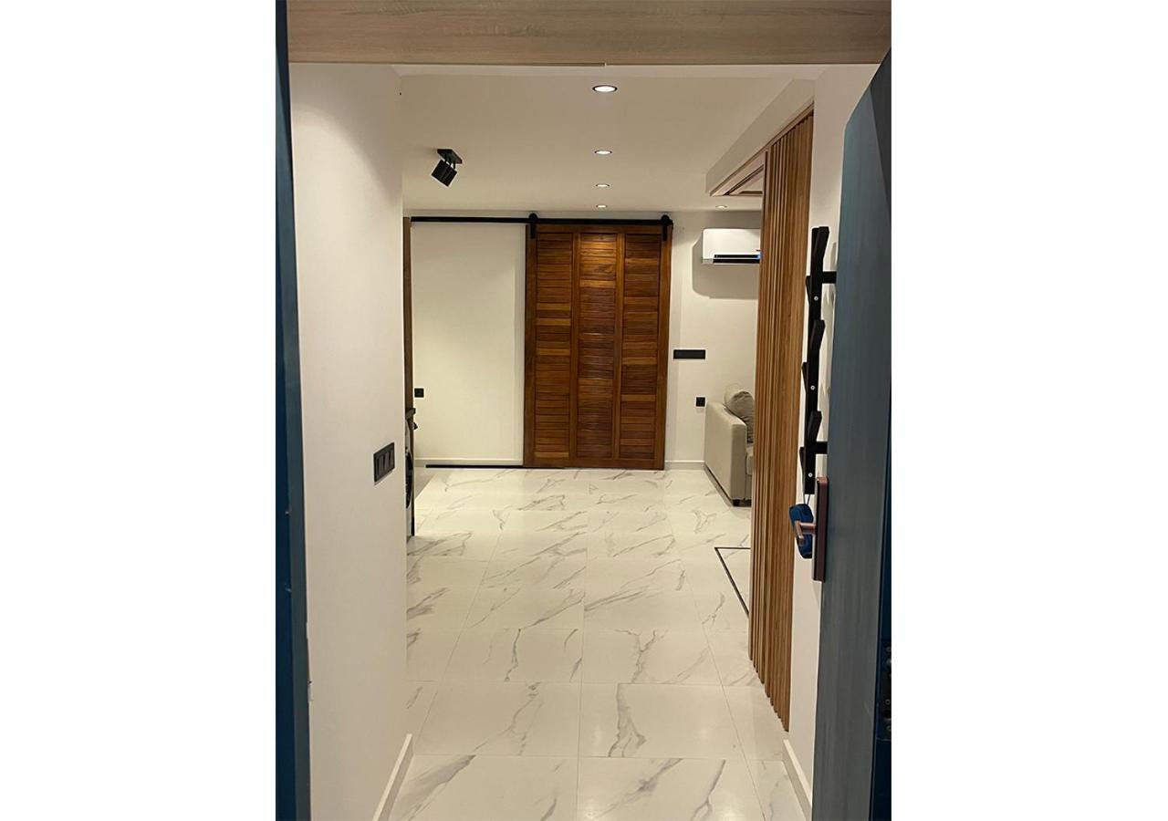 One-Bedroom Apartment - Photo 30